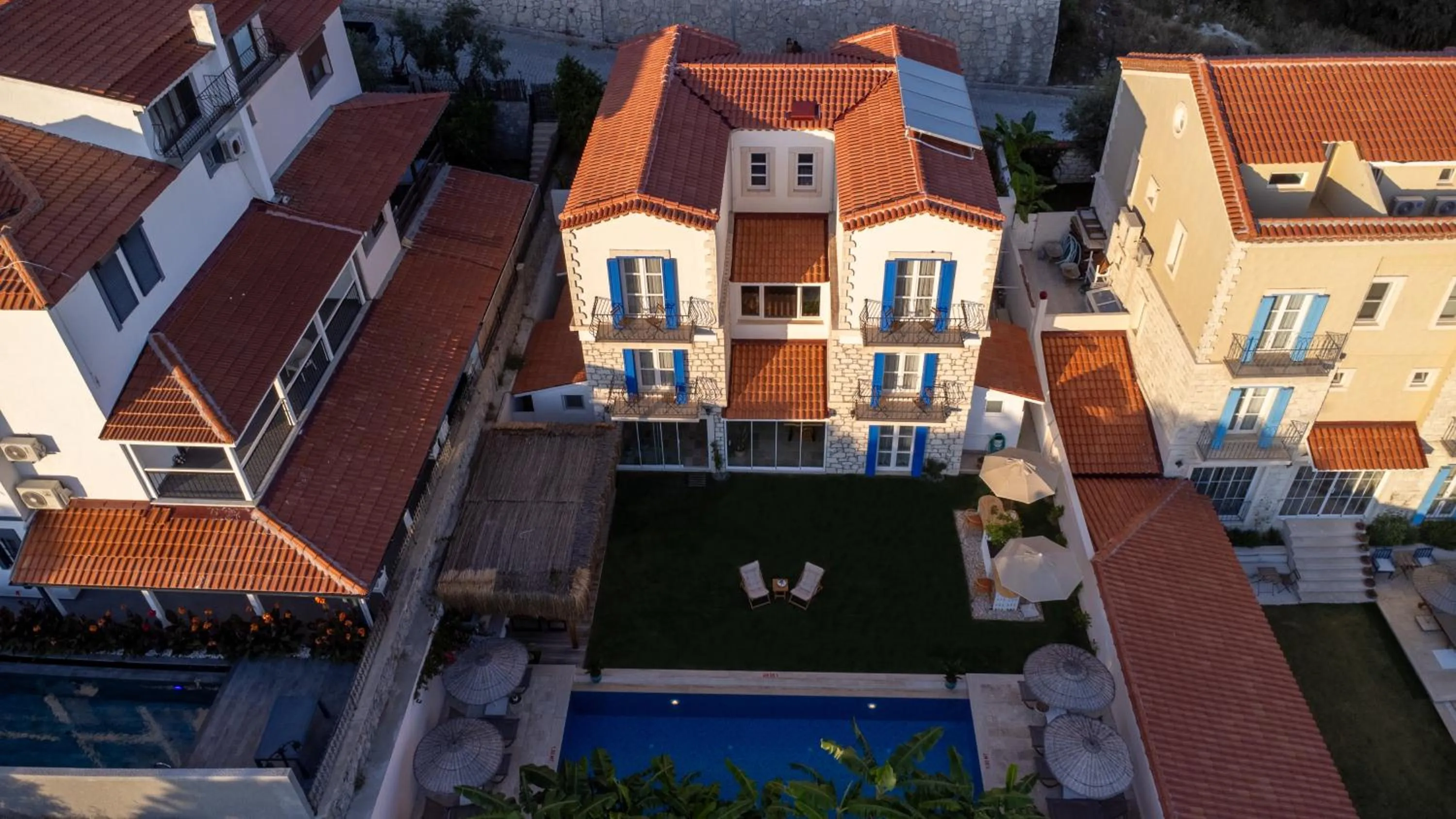 Property building in Alacati Fora Bella