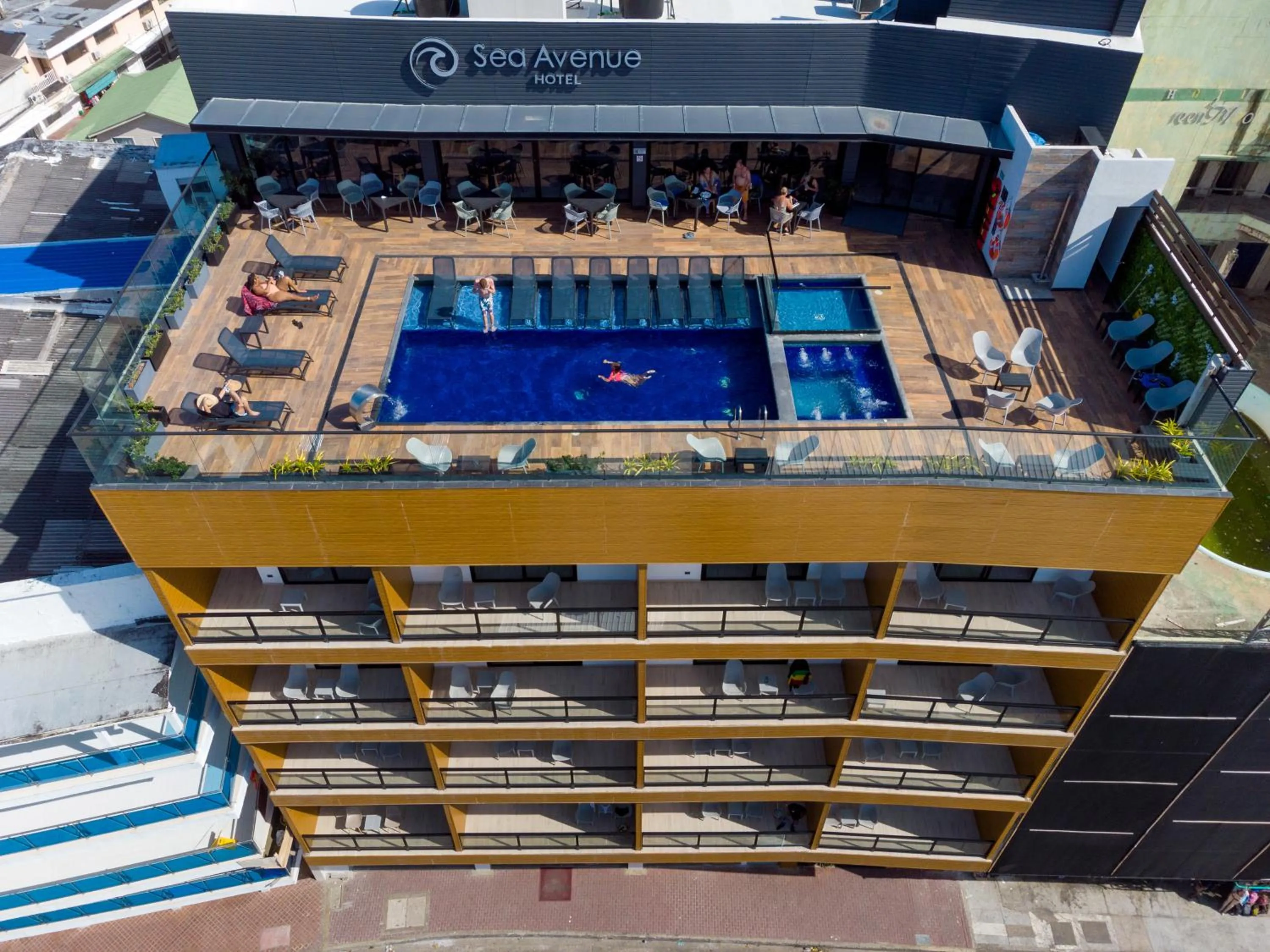 Bird's eye view in Sea Avenue Hotel