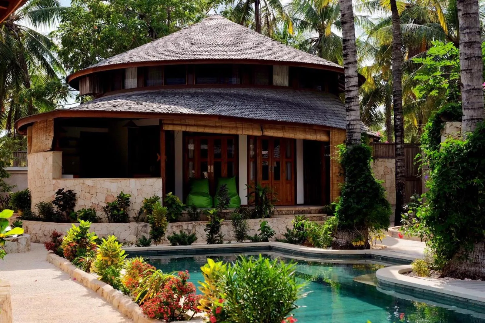 Property building in Keong Villas