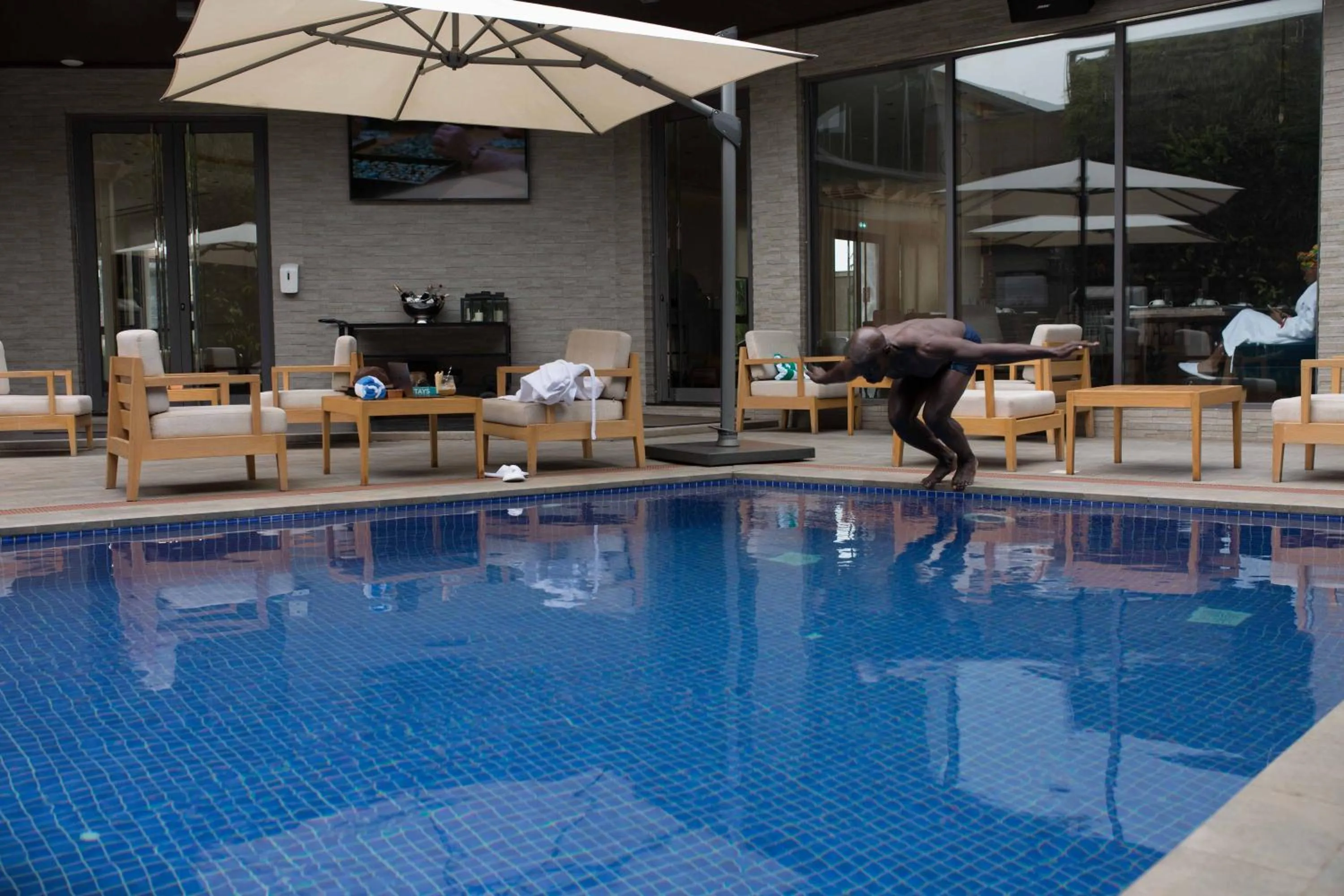 Restaurant/places to eat in D'avenue Boutique Hotel Accra