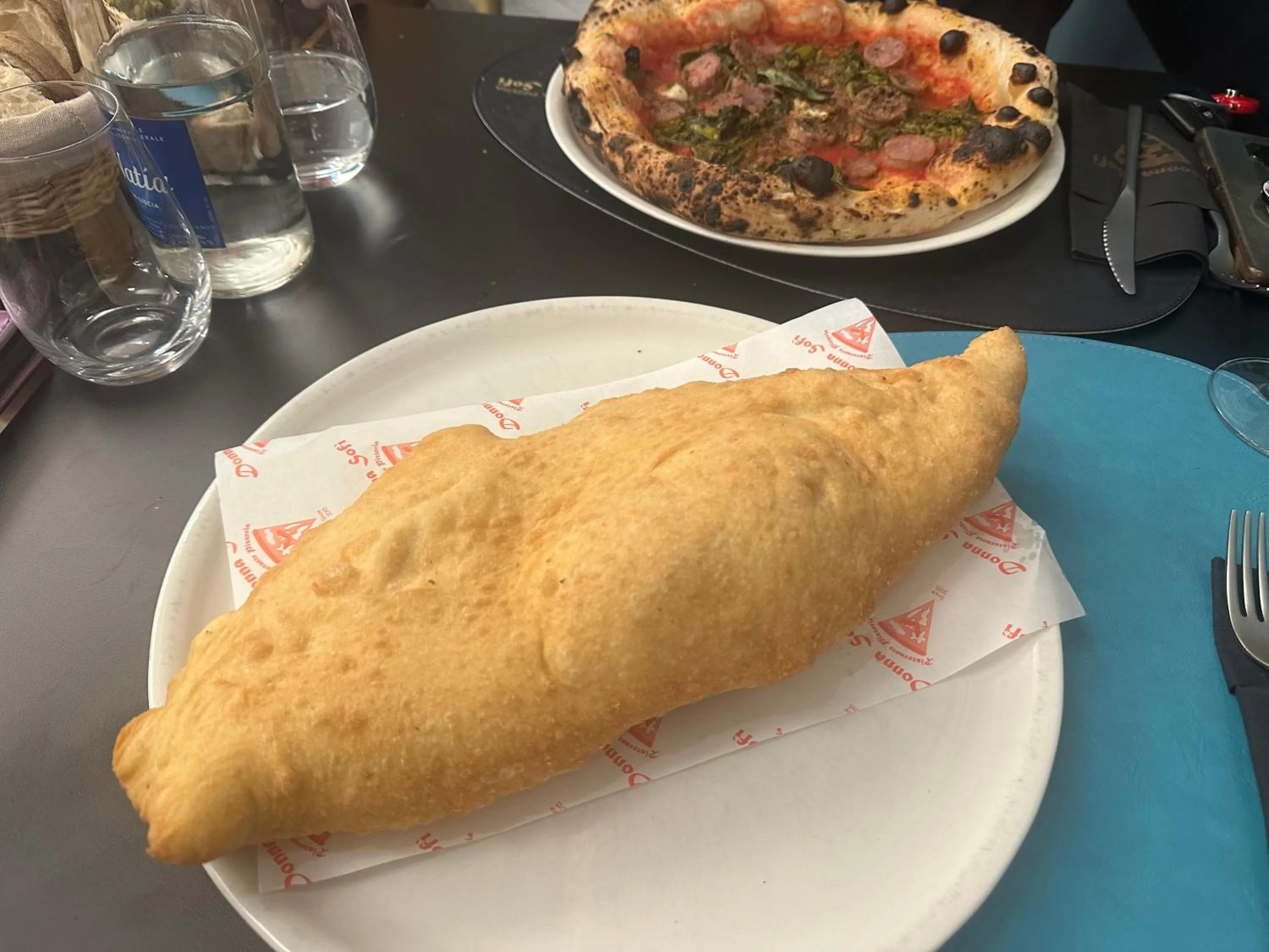 Inner courtyard view in Rosa House