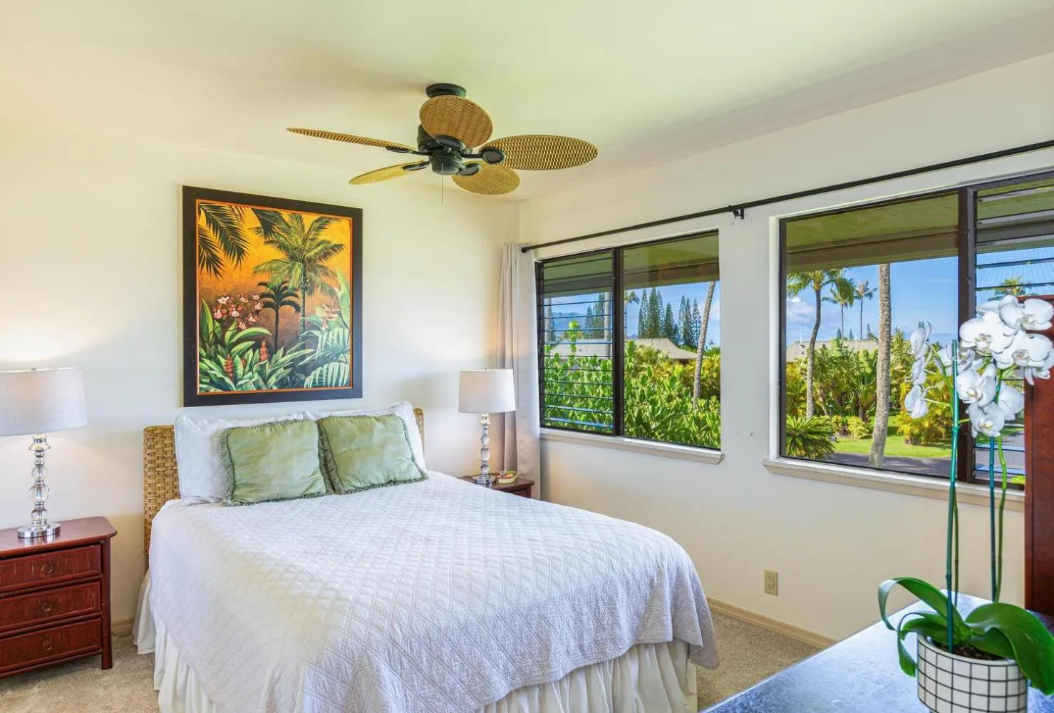 Bed in Alii Kai II 8H