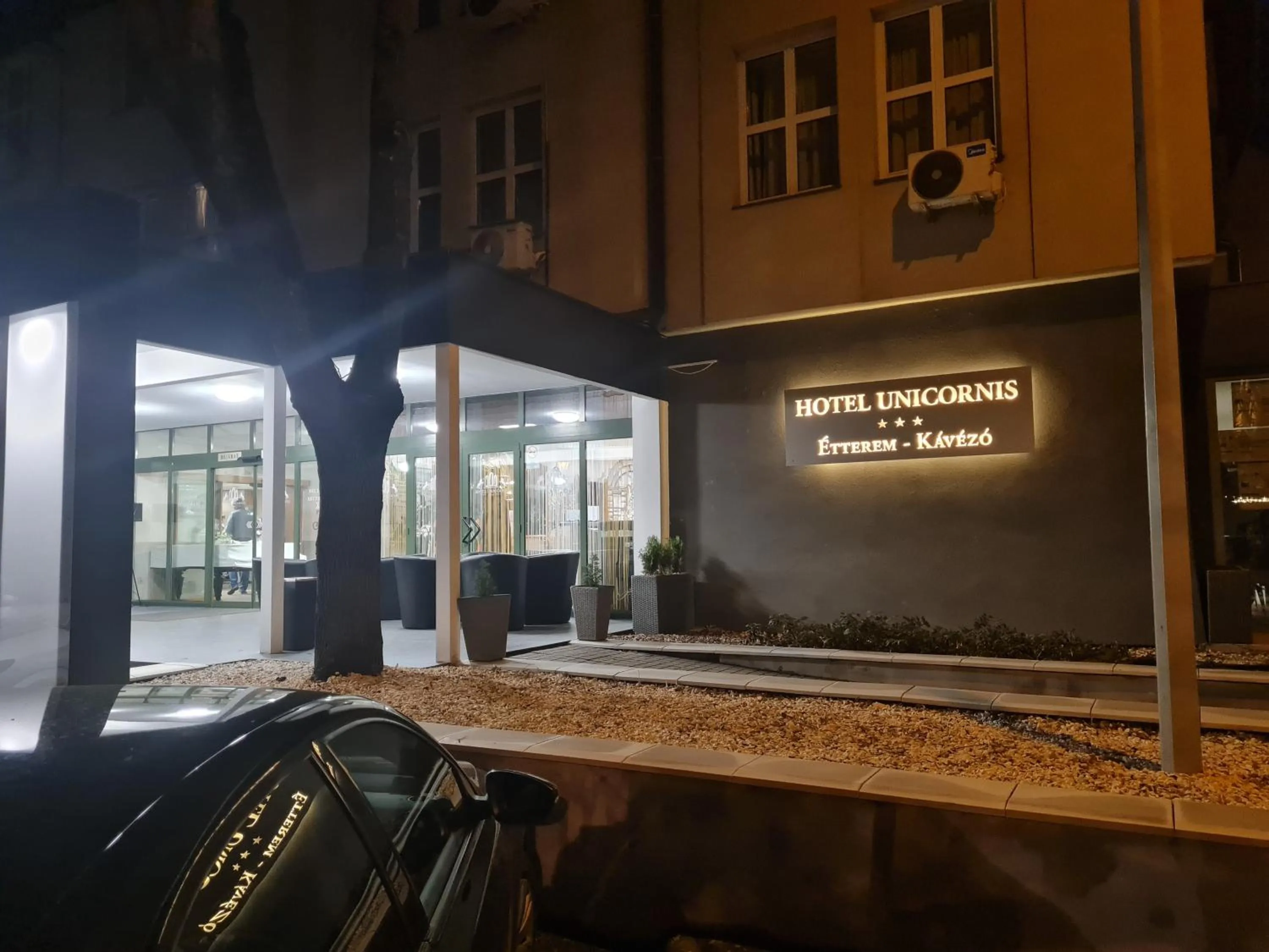 Street view in Hotel Unicornis