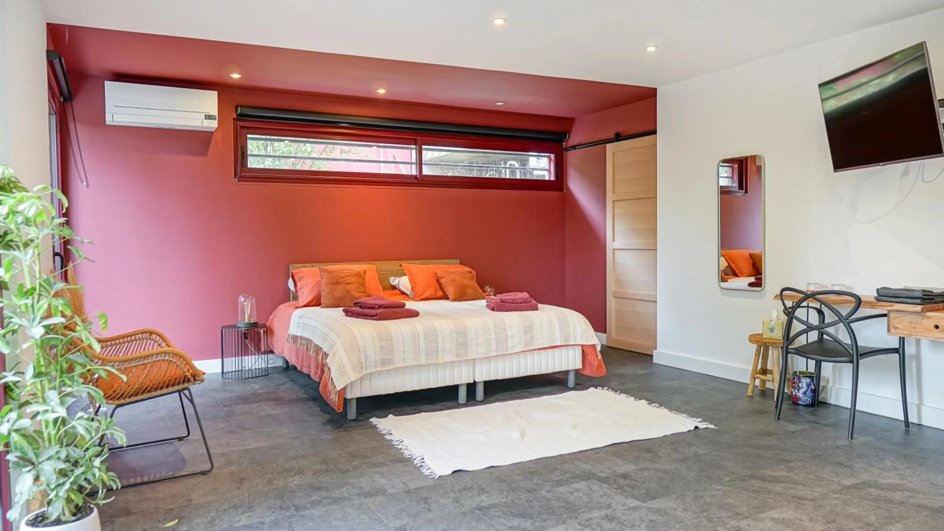 Photo of the whole room, Bed in VILLA MAGNOLIA