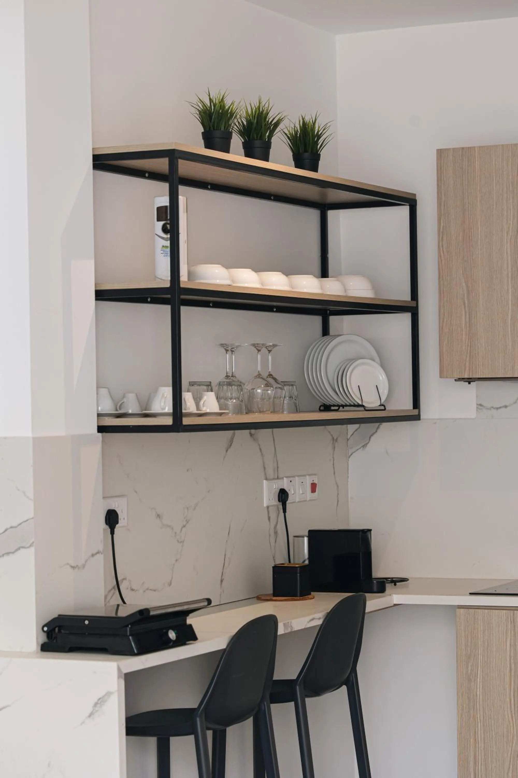 Coffee/tea facilities in Caramela Luxury Apts