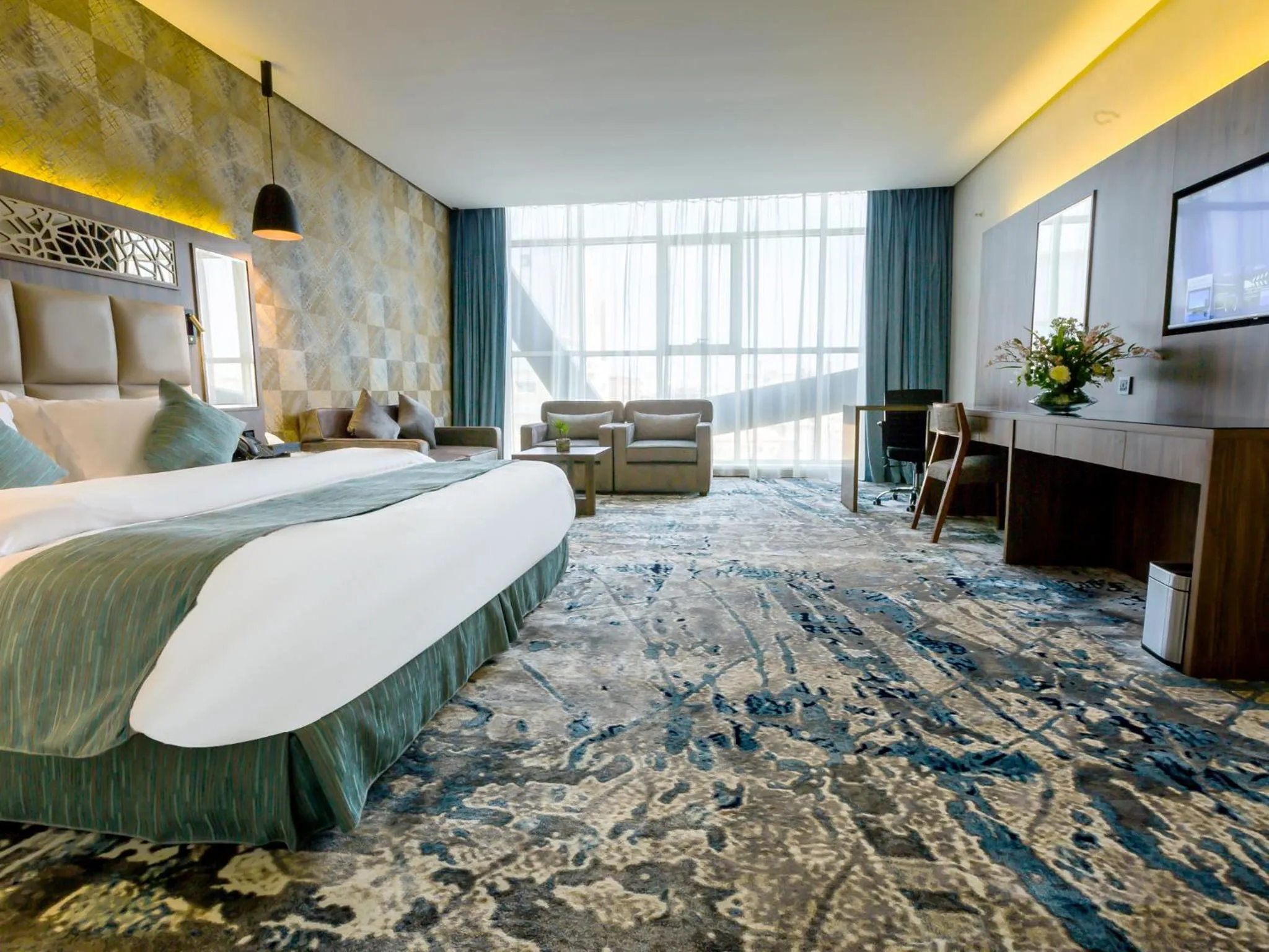 Photo of the whole room, Bed in Wow Diamond Hotel