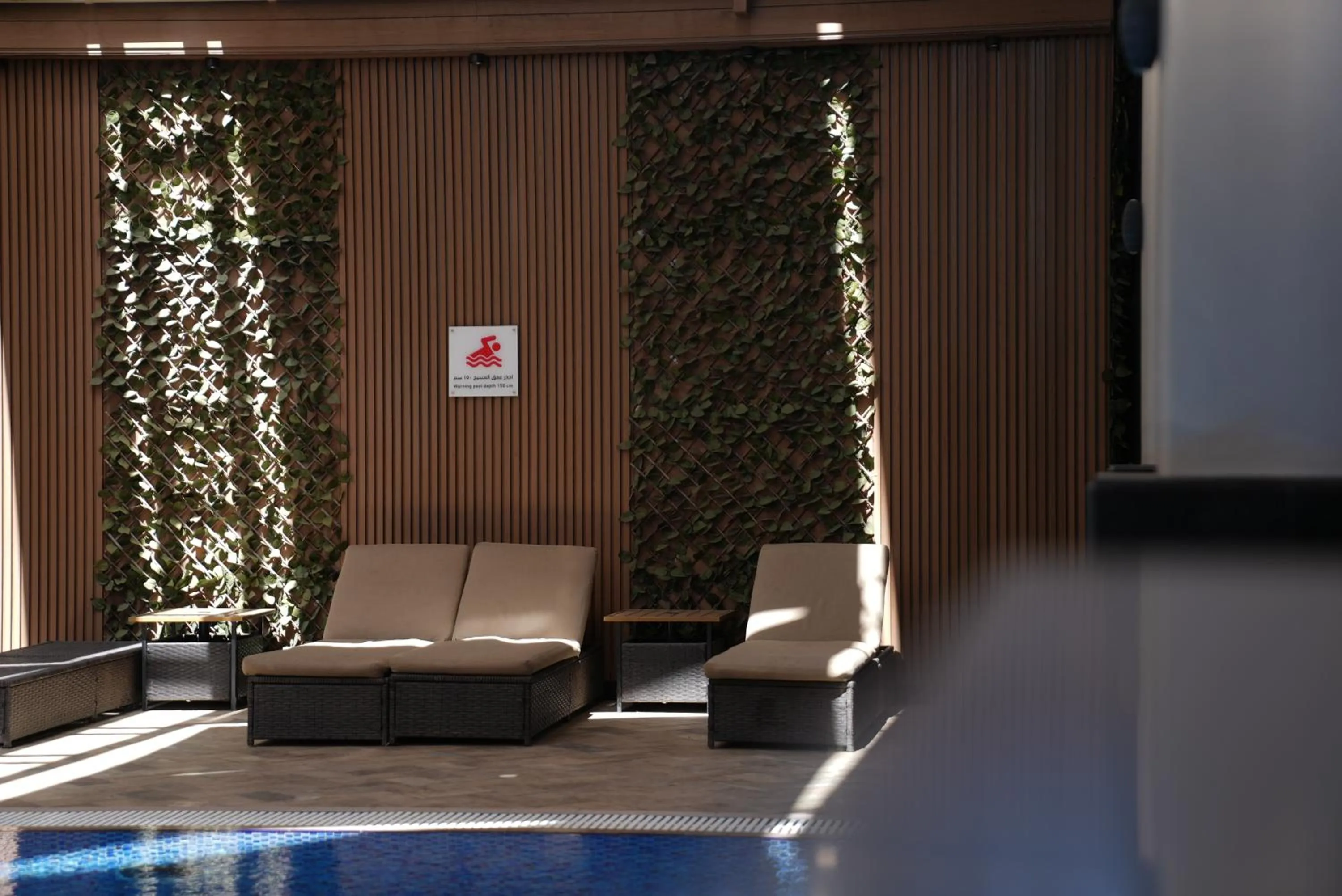 Swimming pool in Wow Diamond Hotel