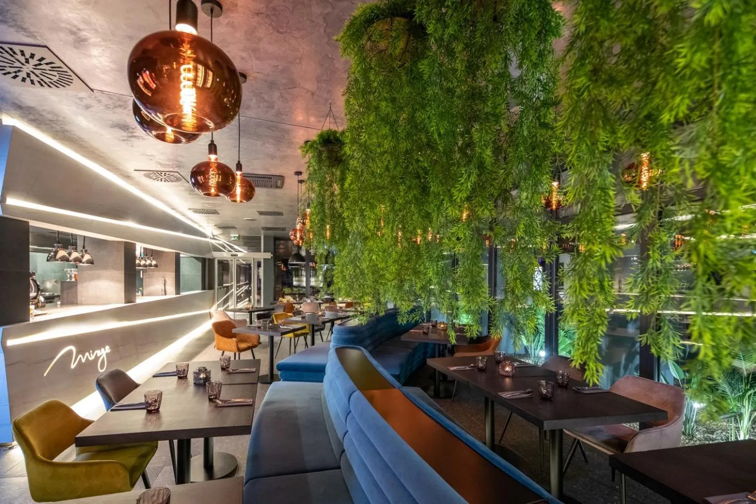 Restaurant/places to eat in Hotel Délibáb