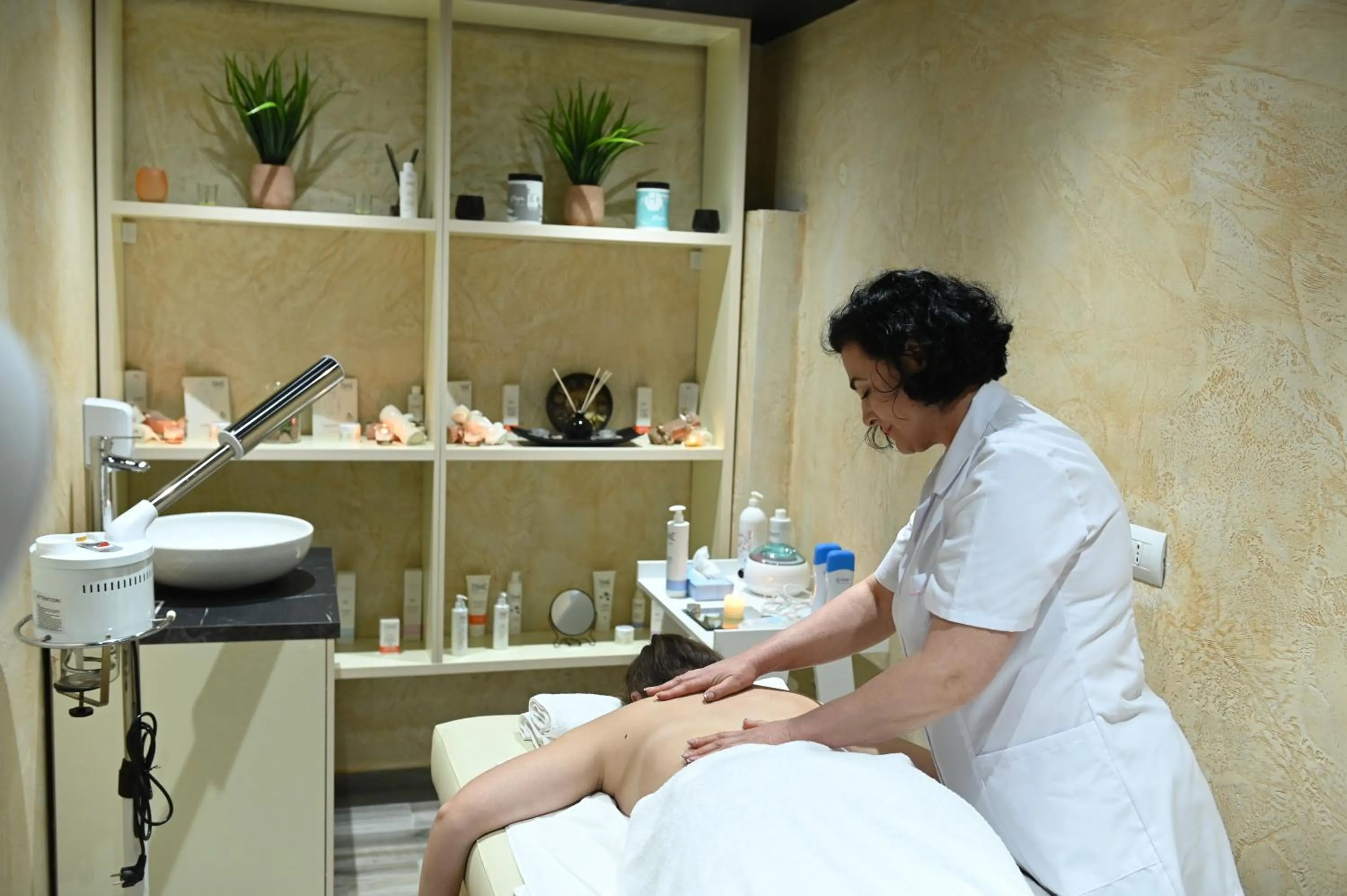 Spa and wellness centre/facilities in Hotel Onufri