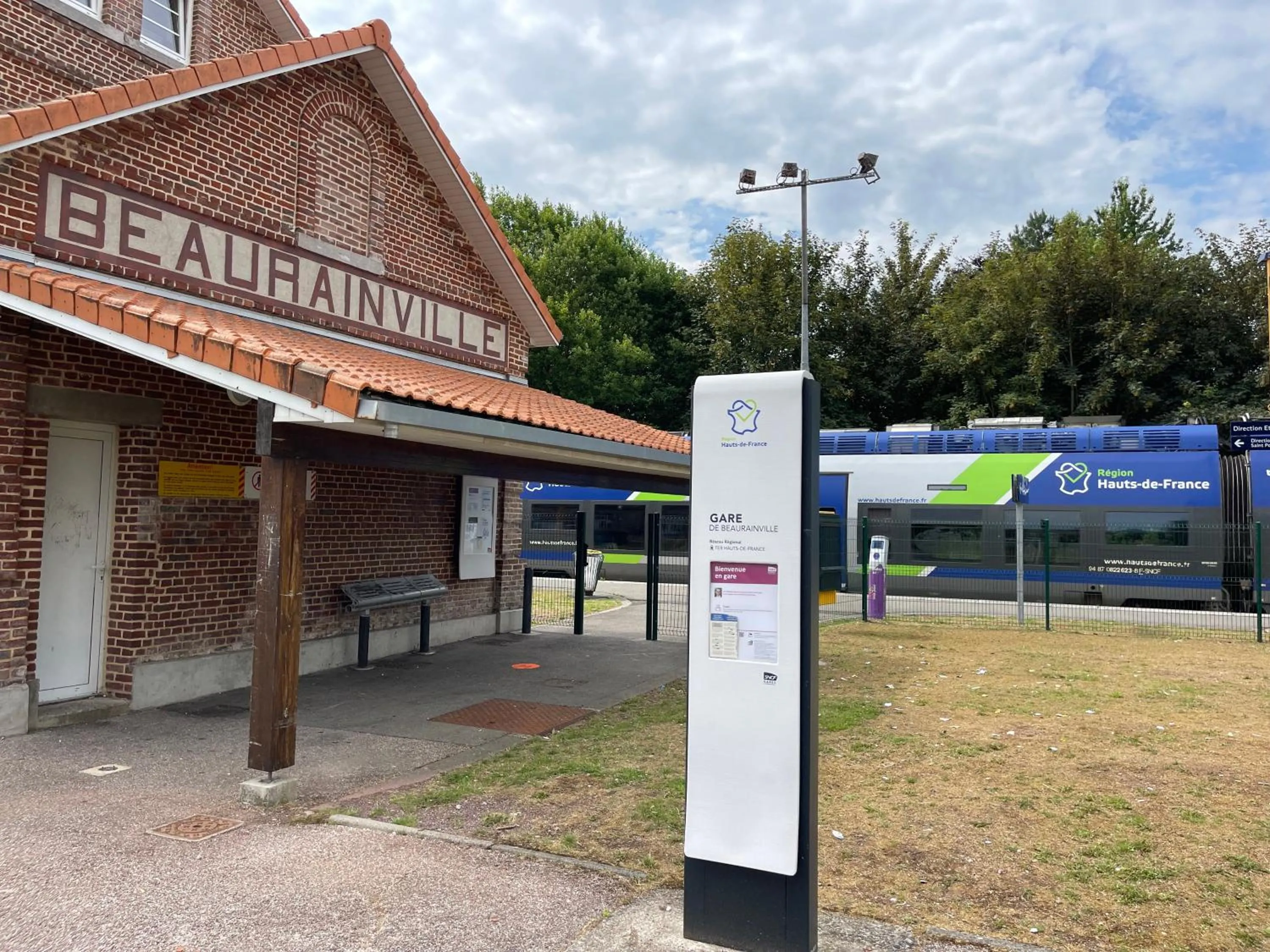 acessibility in Domaine de Fresnoy