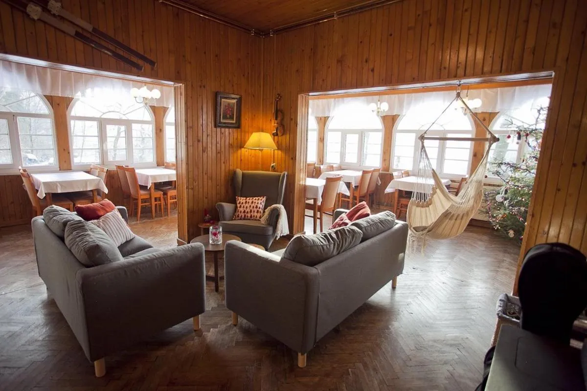 Communal lounge/ TV room in Willa JODŁA Wisła