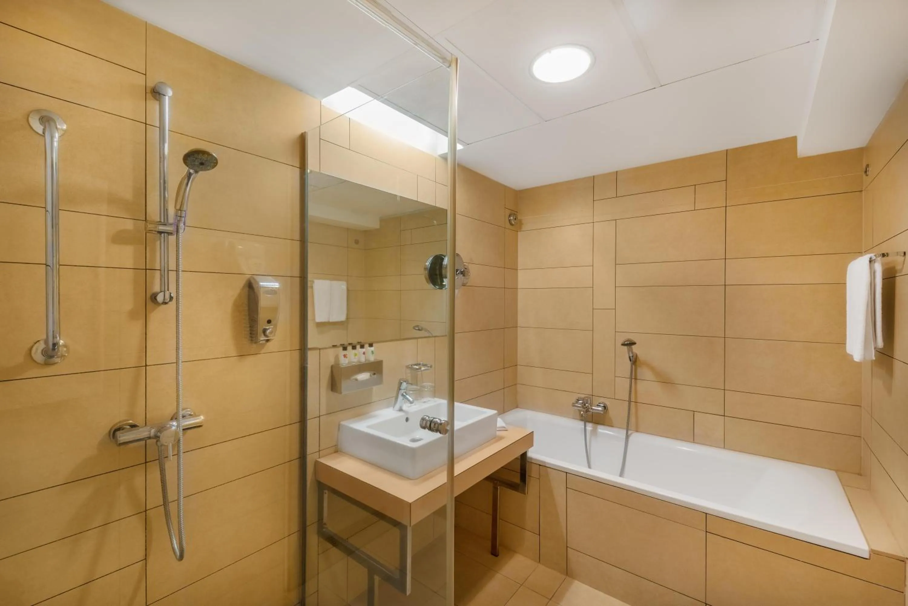 Bathroom in Park Inn by Radisson Sarvar Resort & Spa - All Inclusive