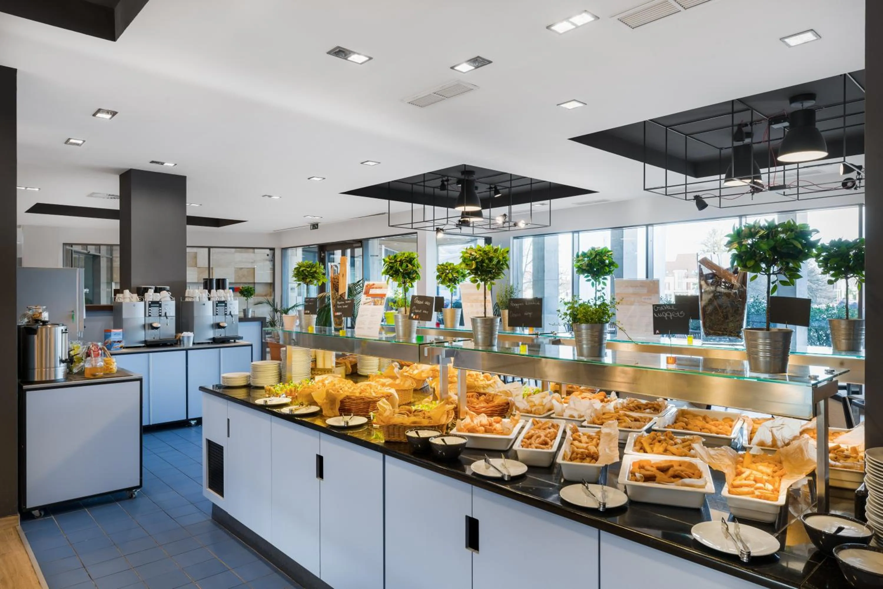 Food and drinks in Park Inn by Radisson Sarvar Resort & Spa - All Inclusive