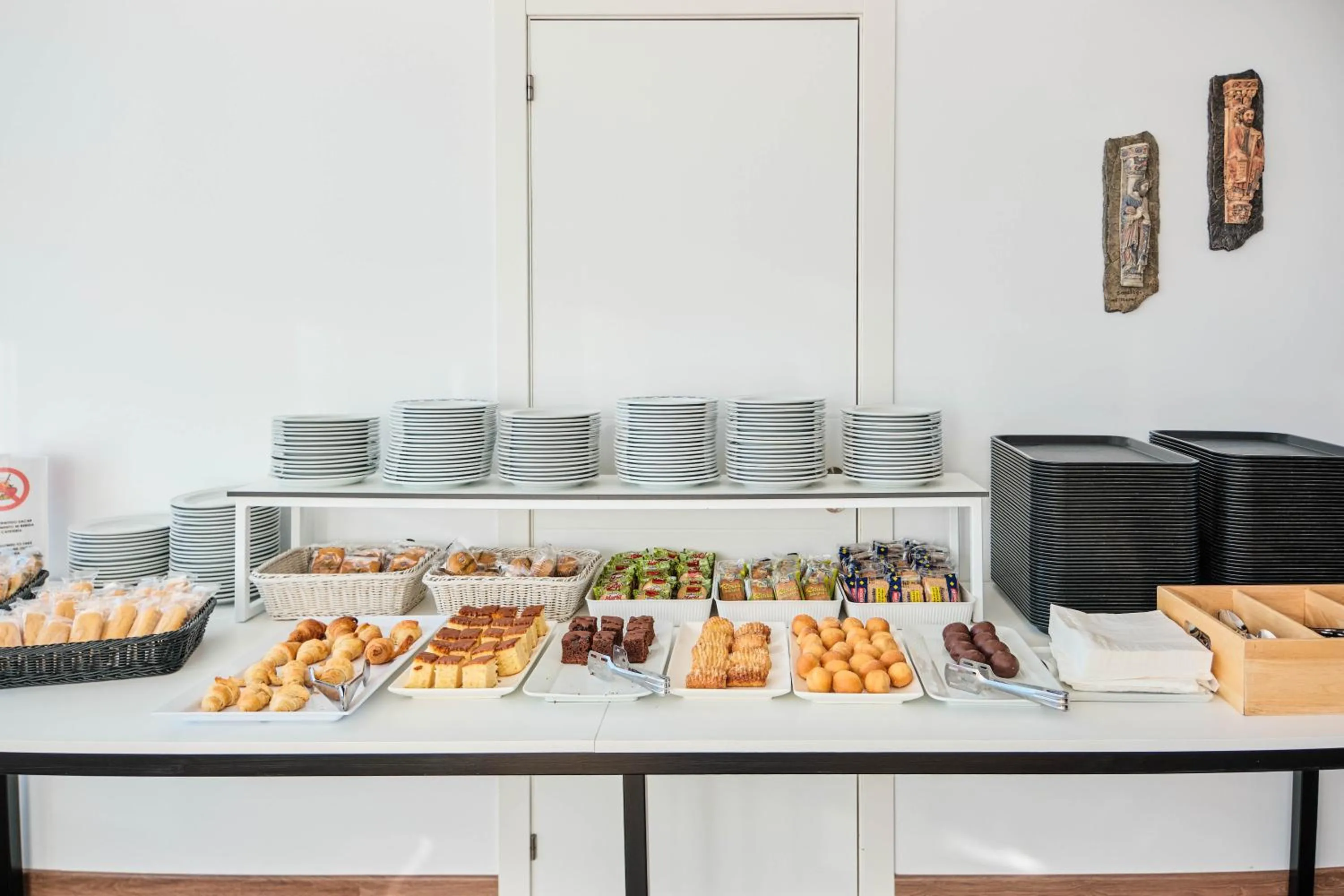 Breakfast in Loop INN Hostel Santiago de Compostela