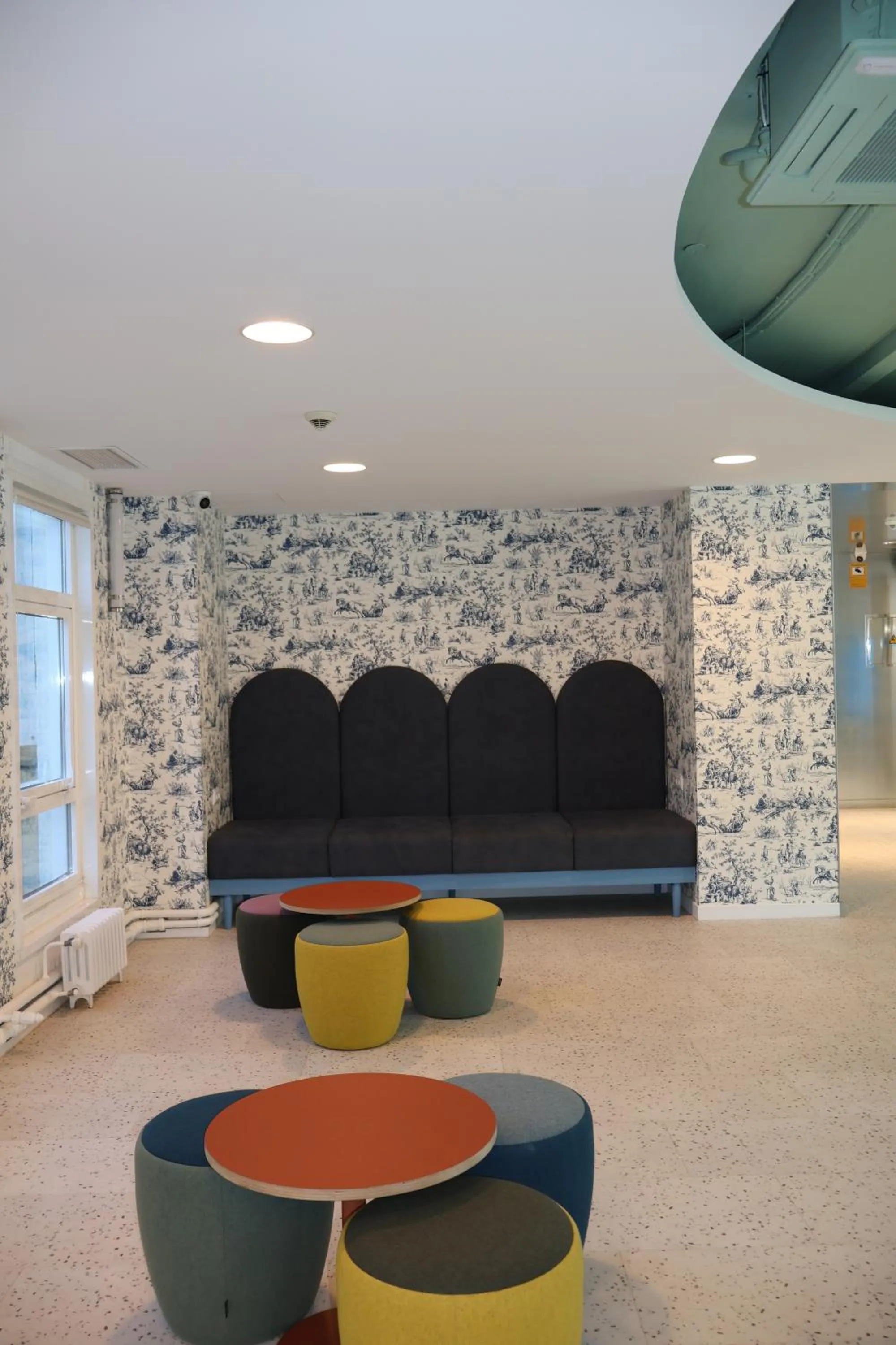 Lobby or reception in Loop INN Hostel Santiago de Compostela