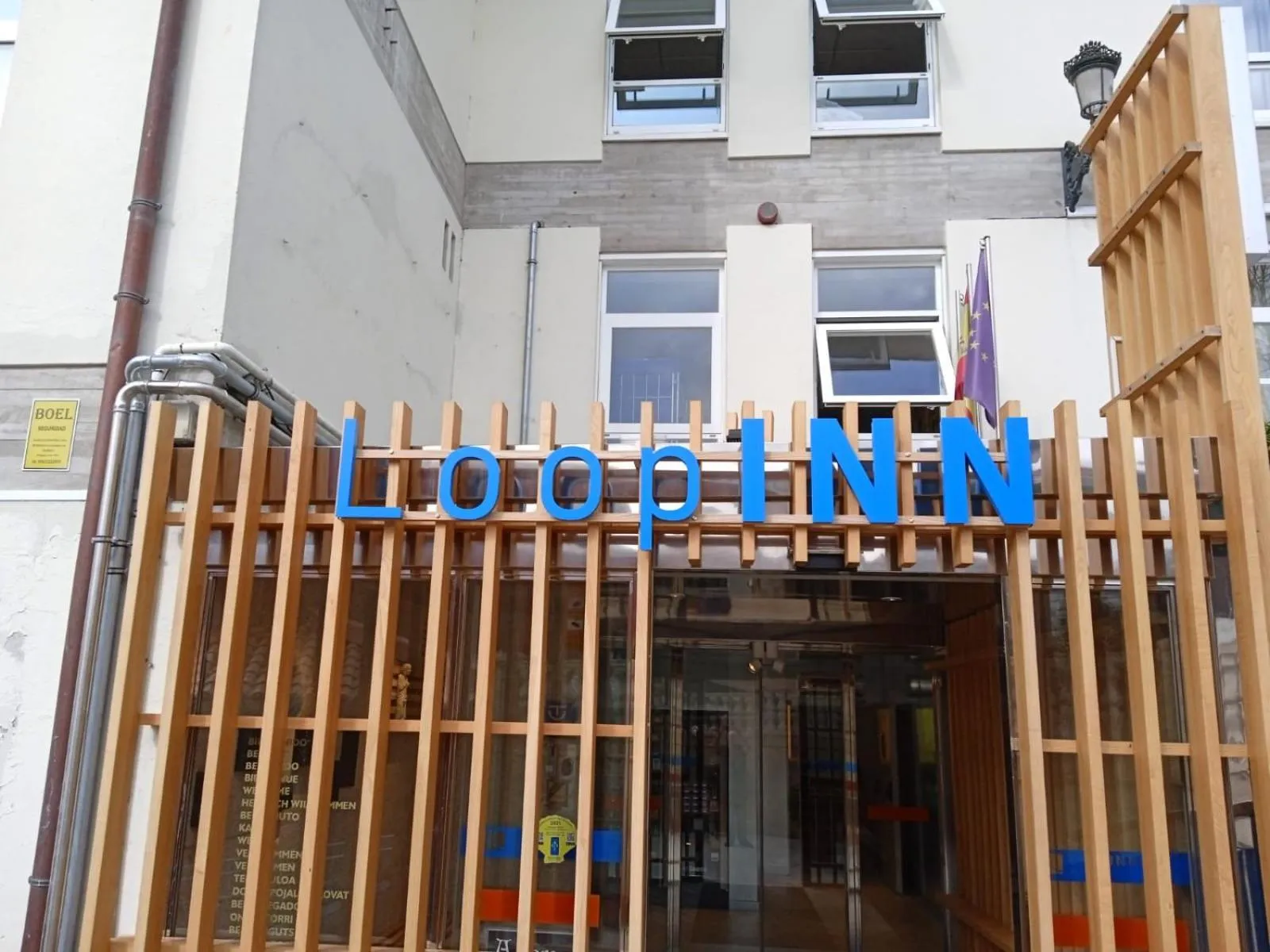 Property building in Loop INN Hostel Santiago de Compostela