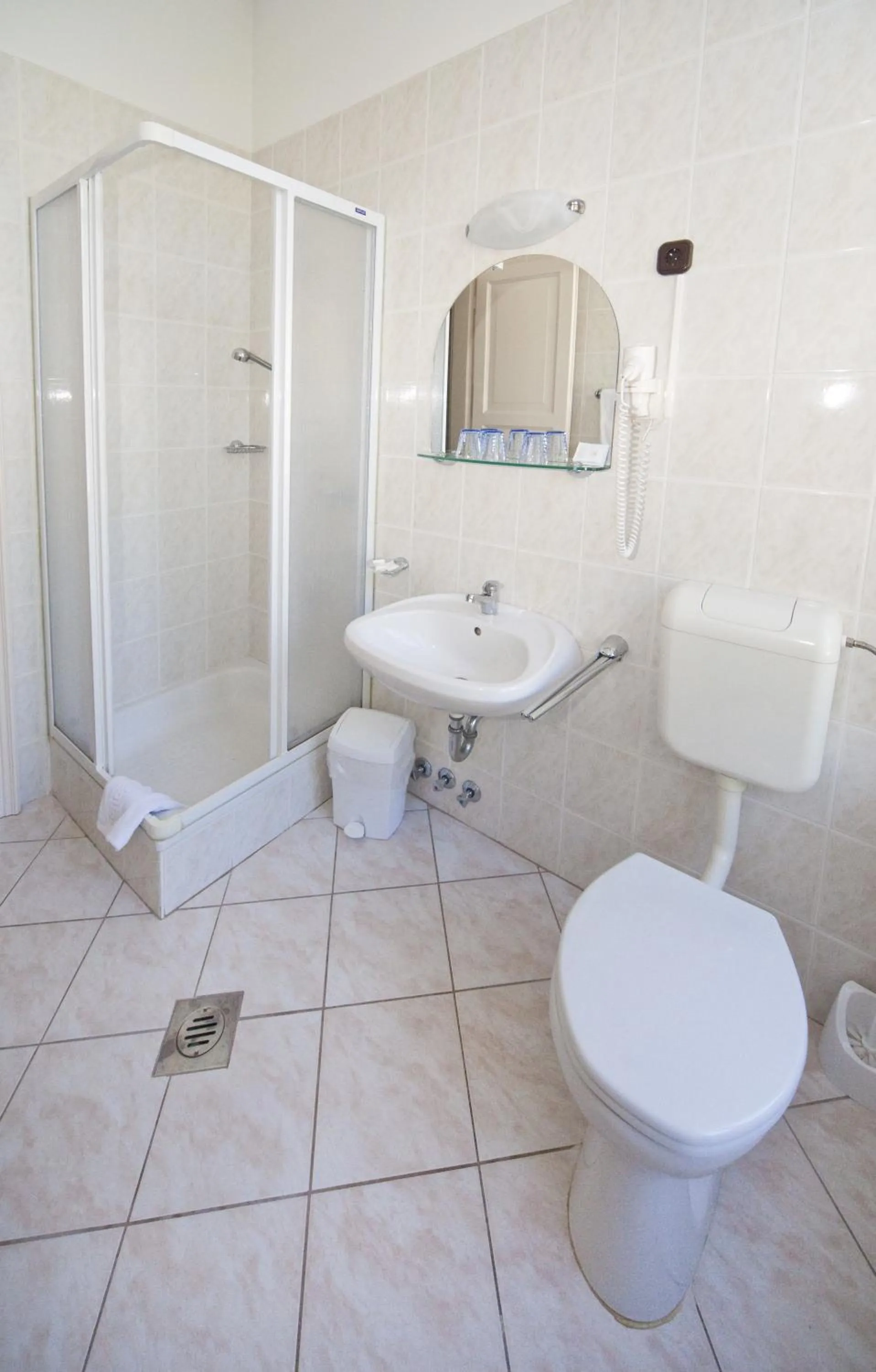 Bathroom in Hotel Astoria