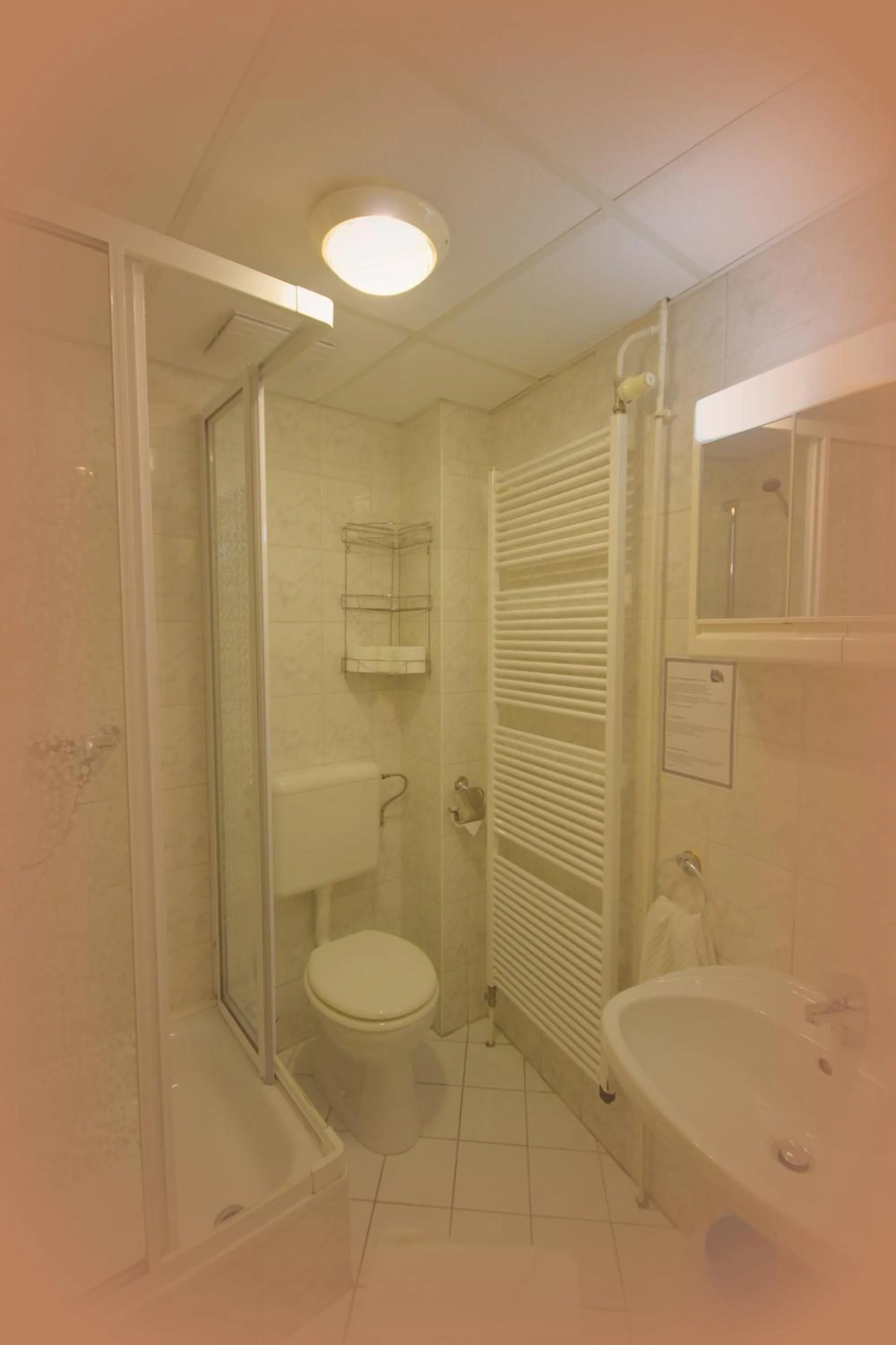 Bathroom in Hotel Vadászkürt Superior