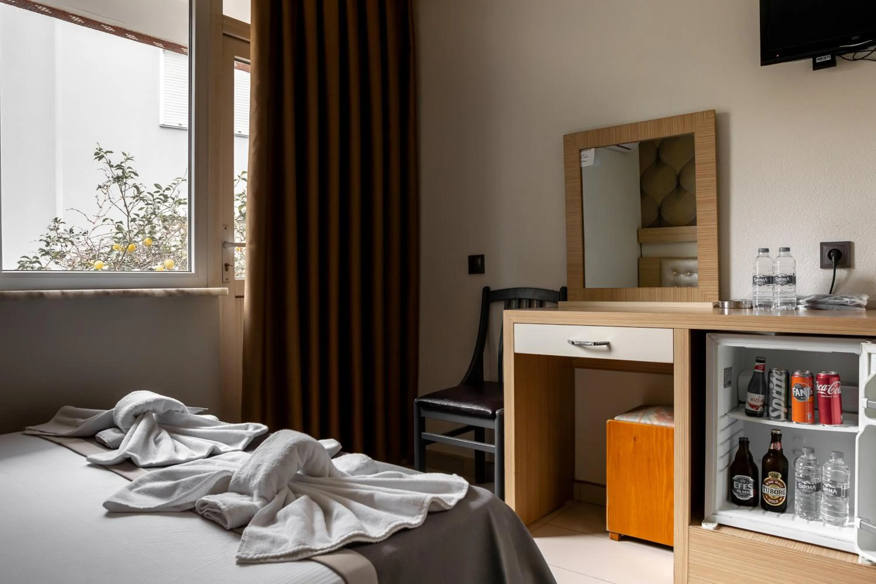 Property building, Bed in ANTALYA Konyaaltı Gündüz Otel