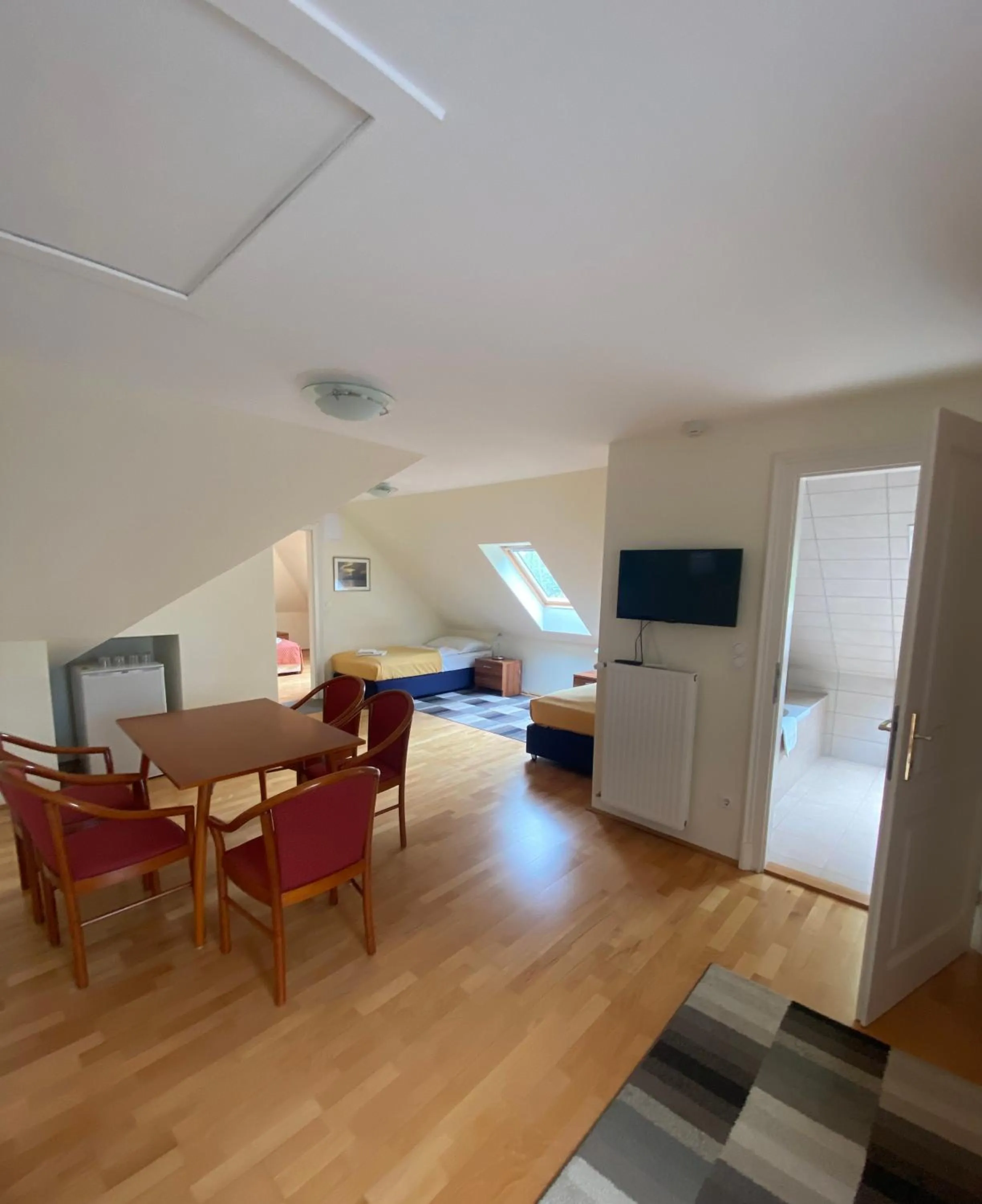 Photo of the whole room in Főnix Hotel