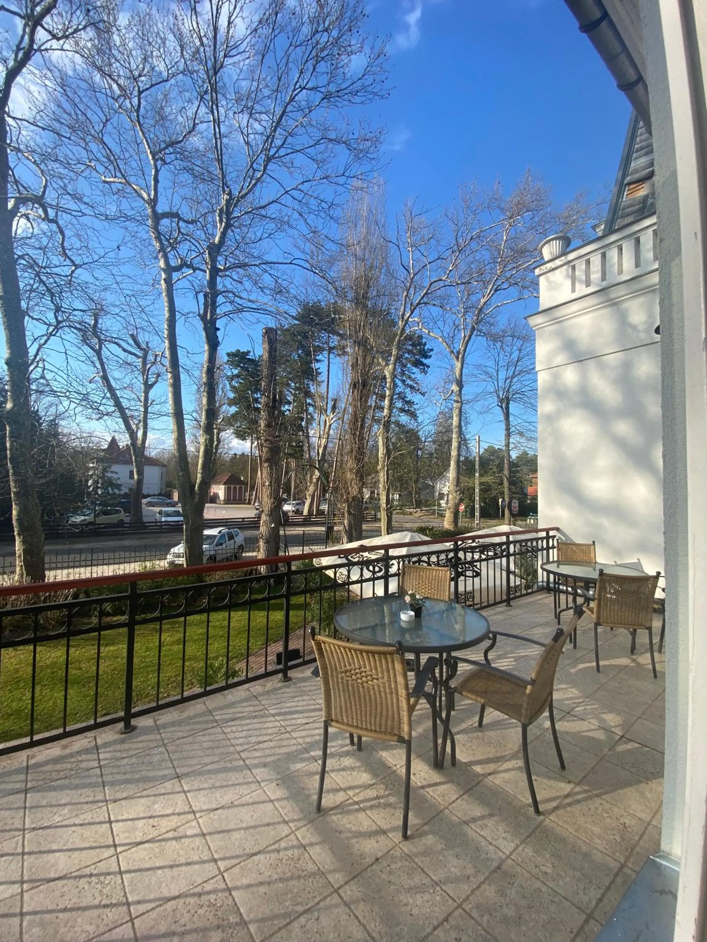 Property building in Főnix Hotel