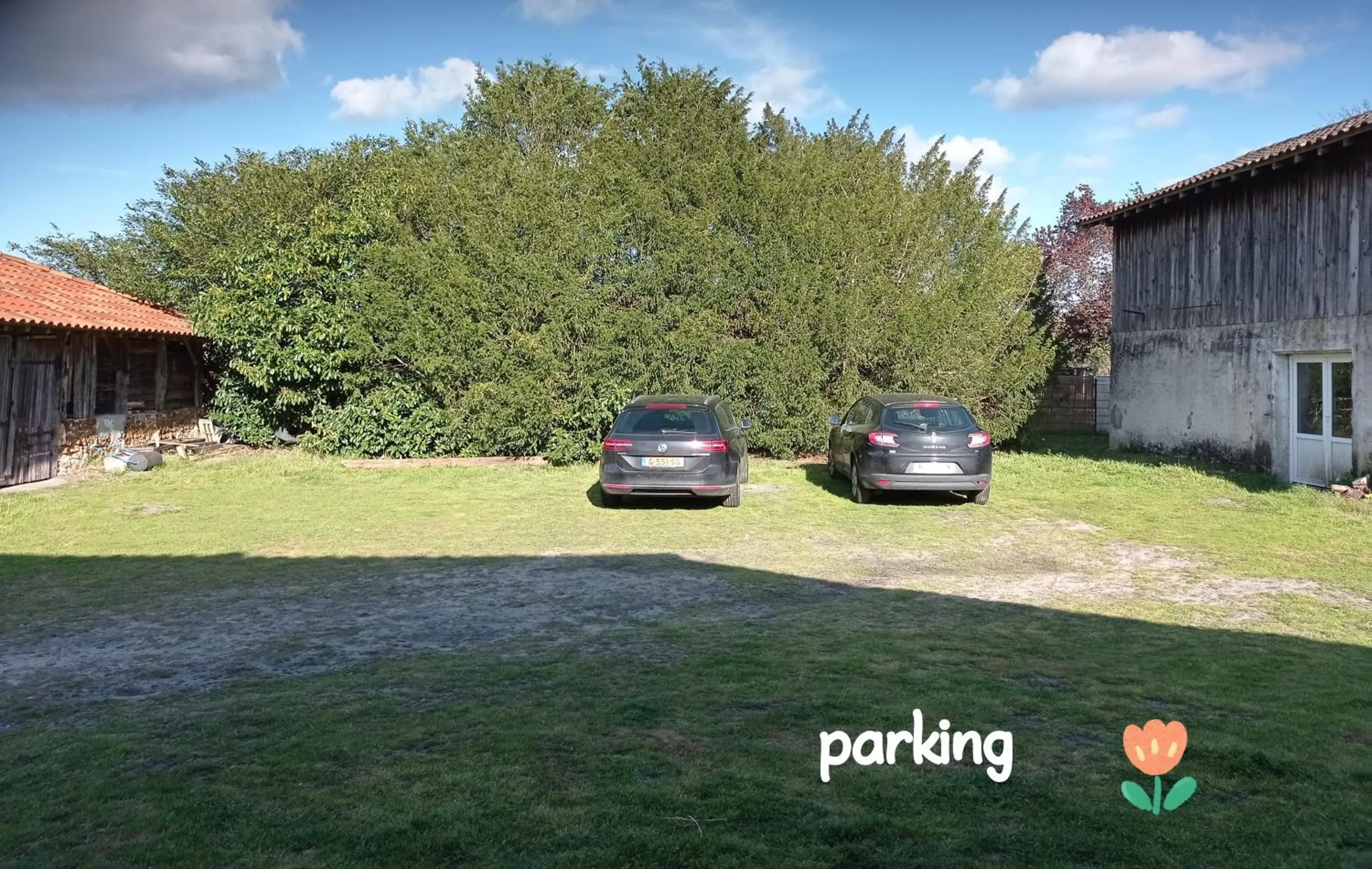 Parking in les chambres du pont des chèvres