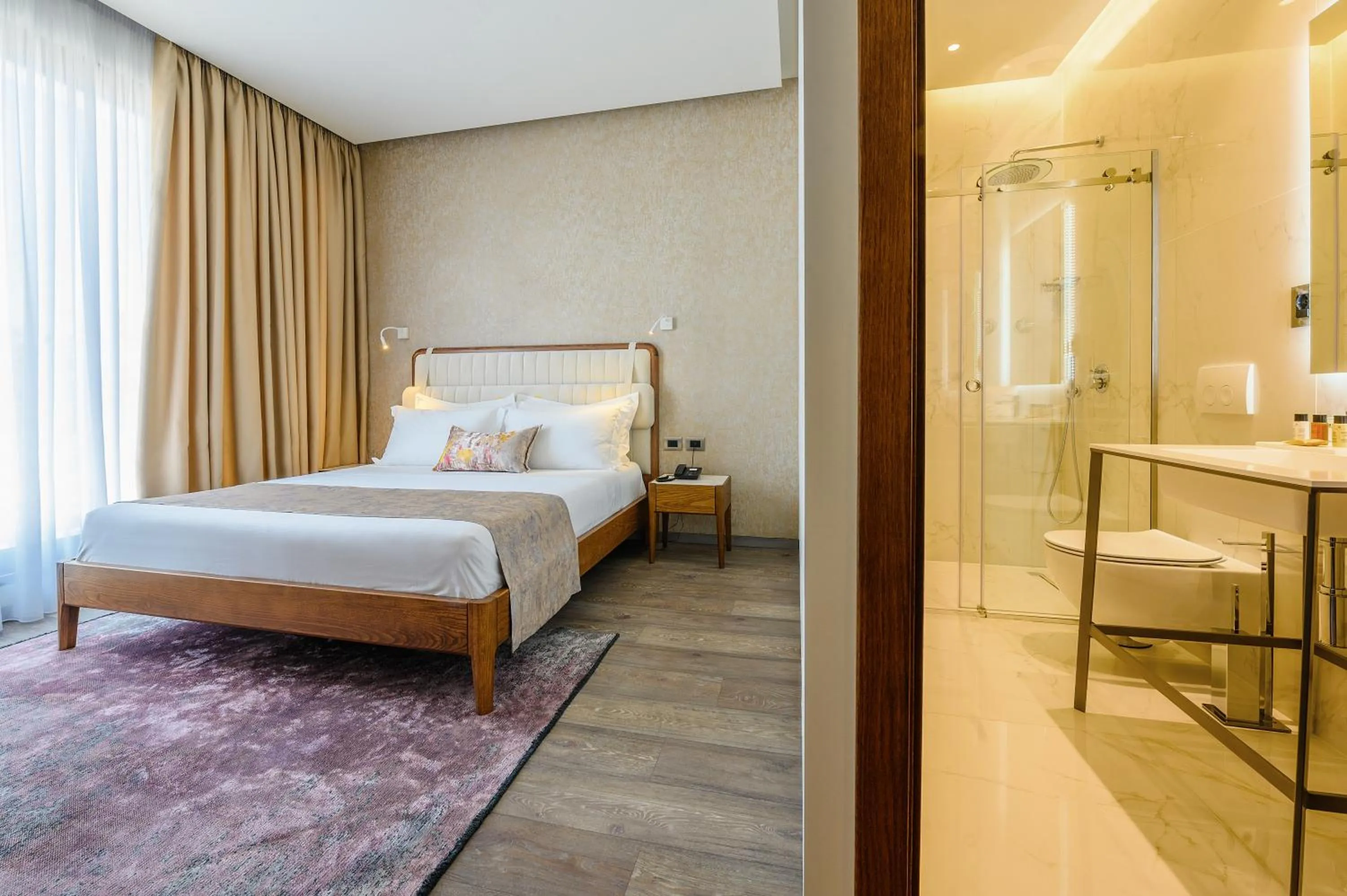 Bed in Chic Boutique Hotel Vlore