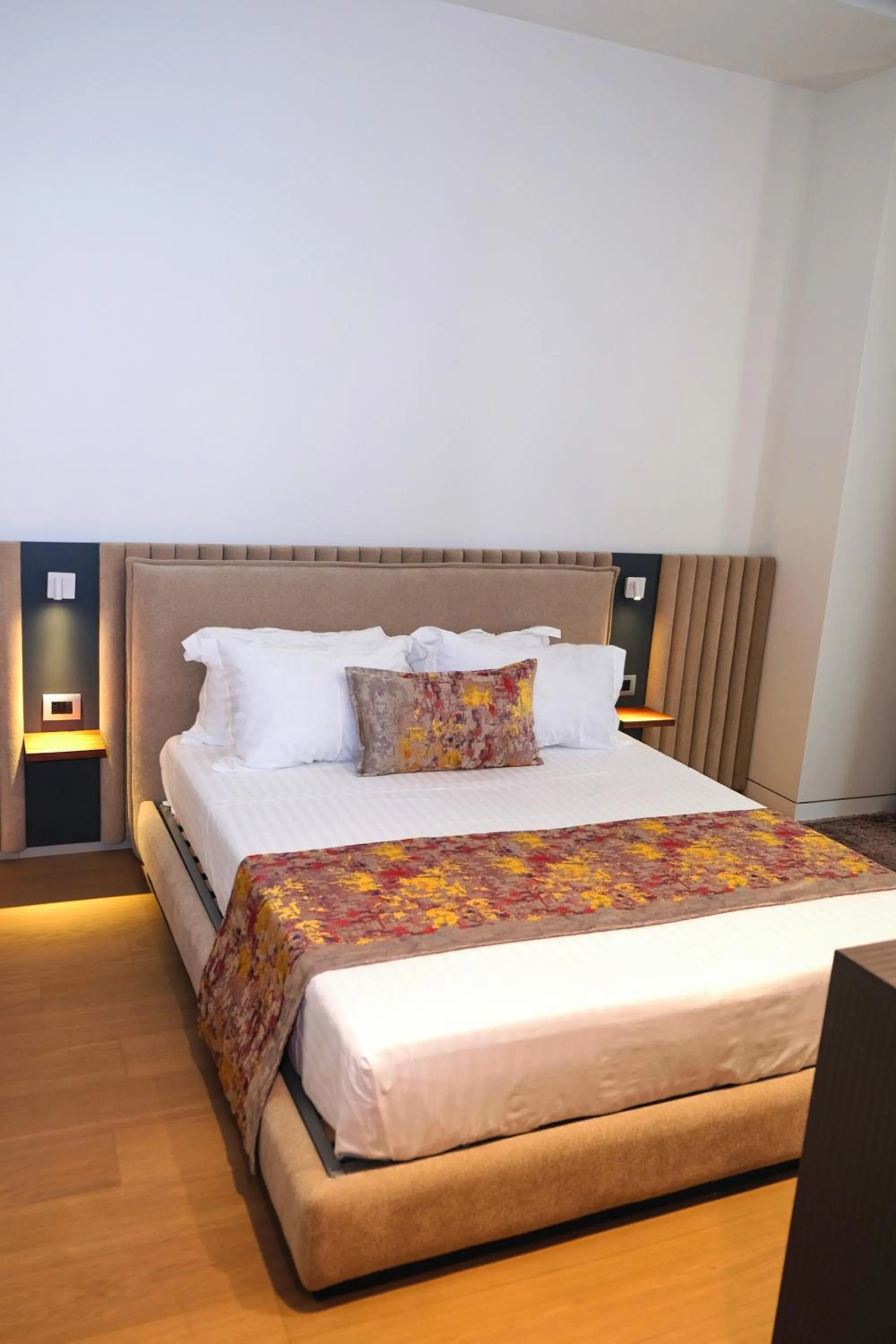 Bed in Chic Boutique Hotel Vlore