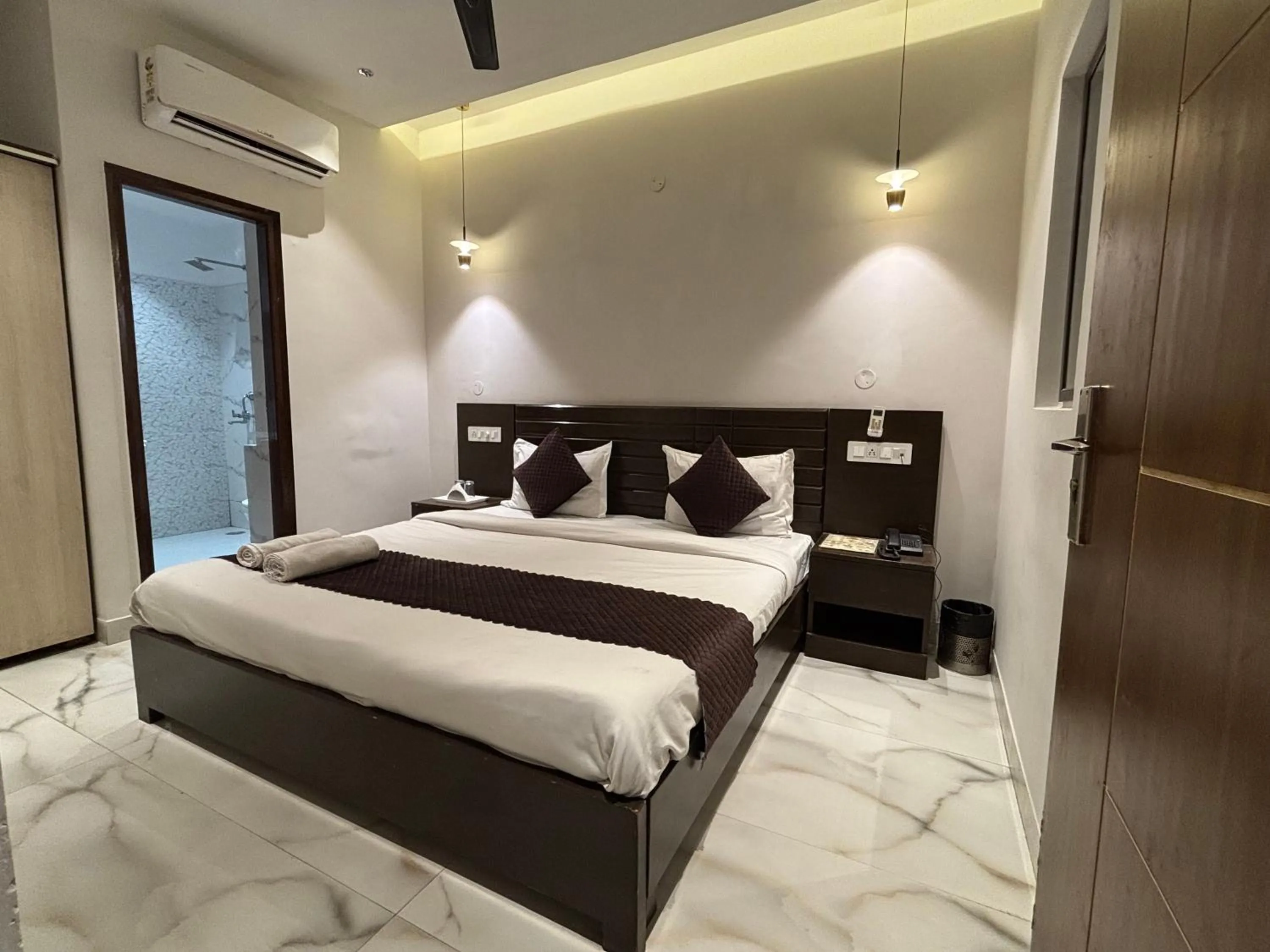 View (from property/room), Bed in Hotel Casa