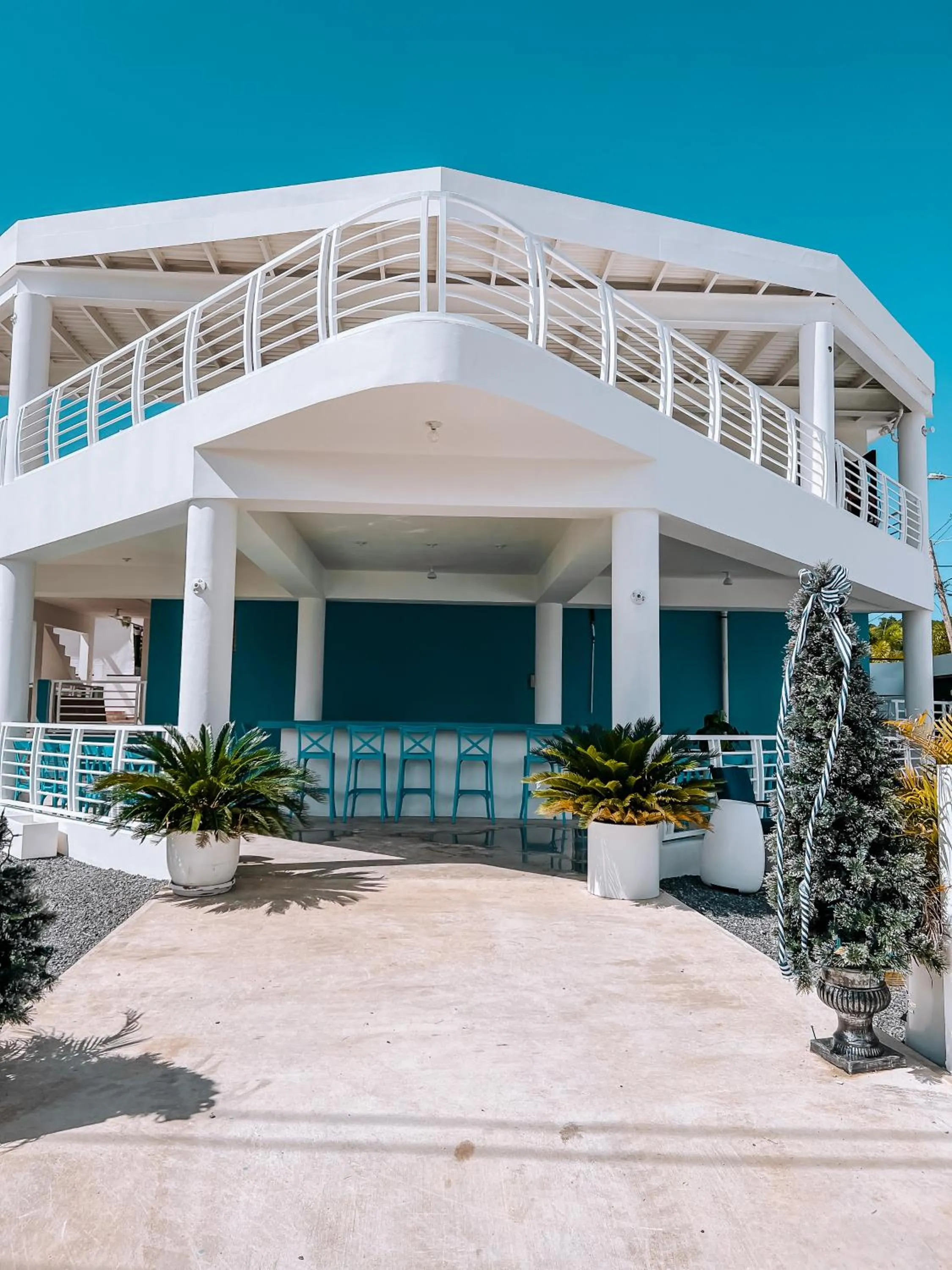 Property building in Aqua Marina Beach Club