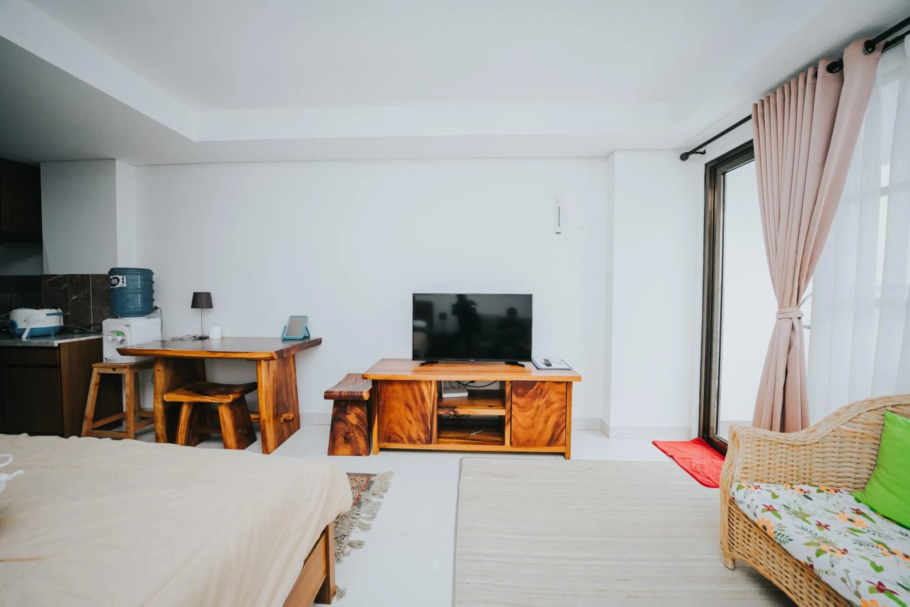 Photo of the whole room, Bed in Apartemen Tera Residence