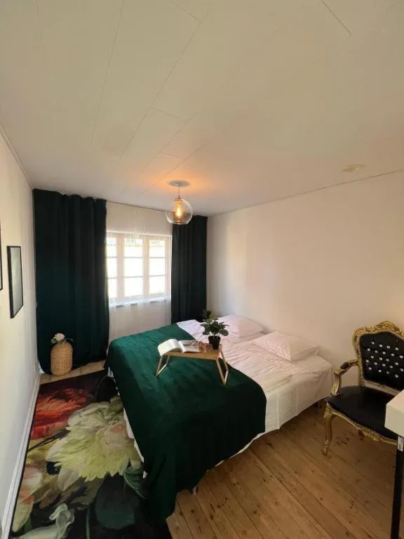 Bed in Byens Bed and Bath