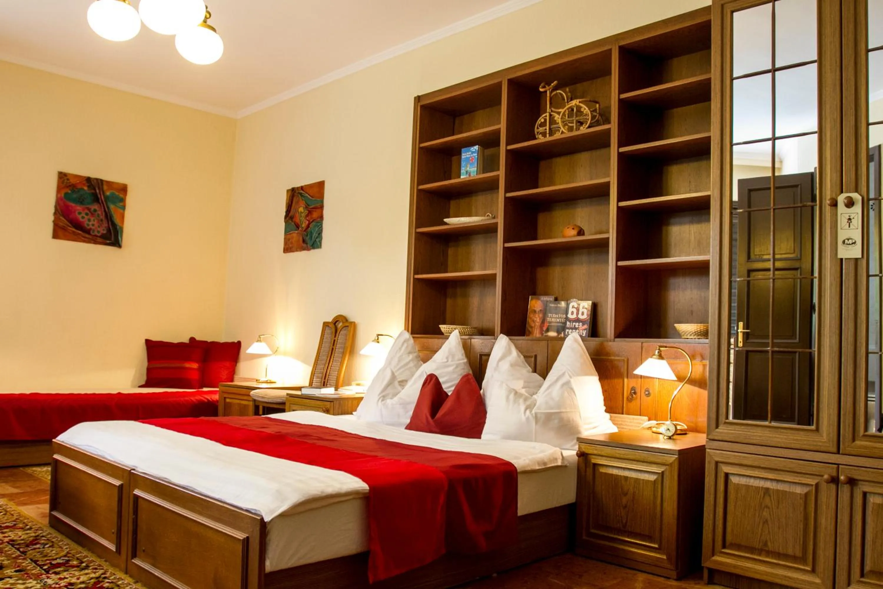 Quadruple Room in Hotel Molnár