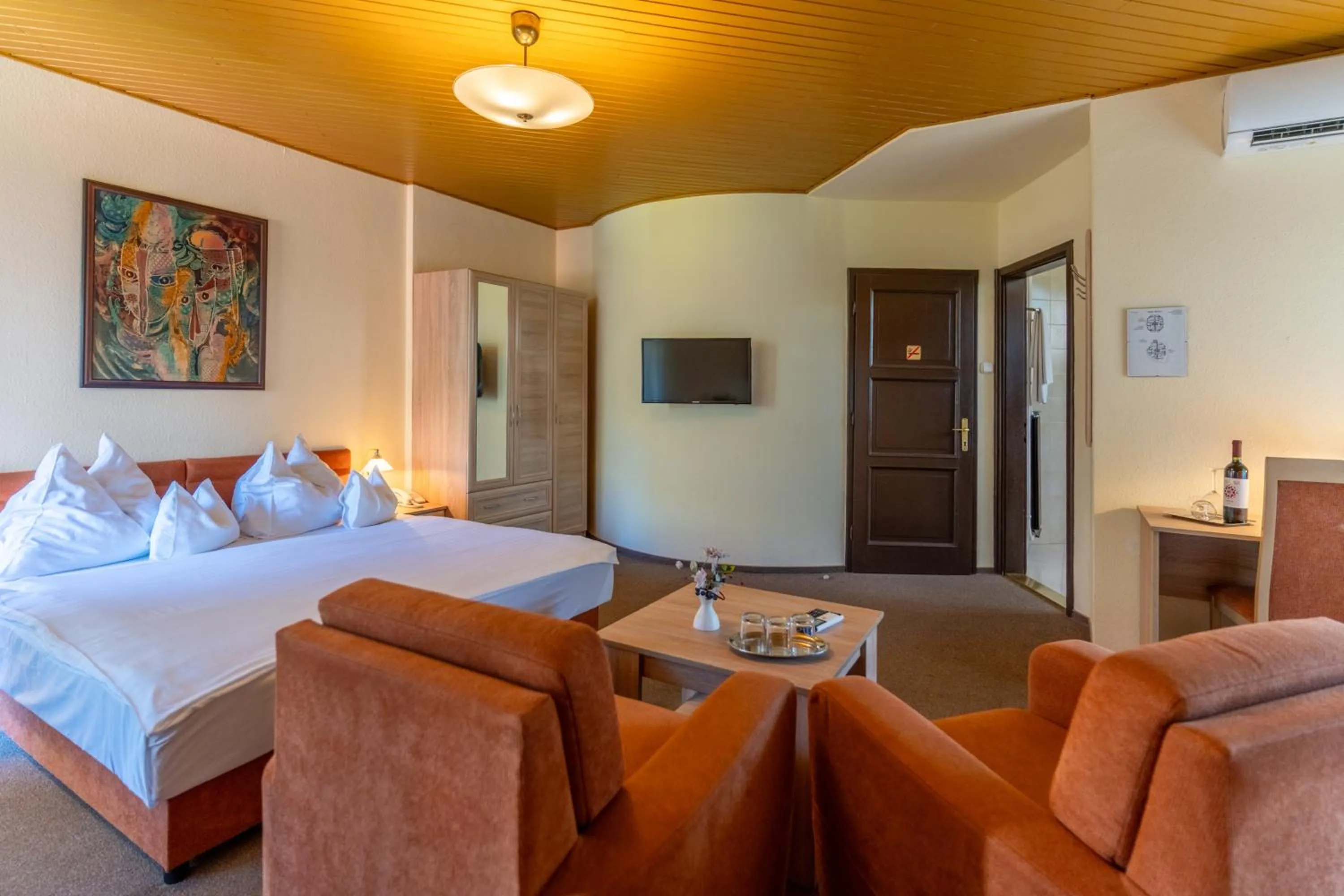 furniture, Bed in Hotel Molnár