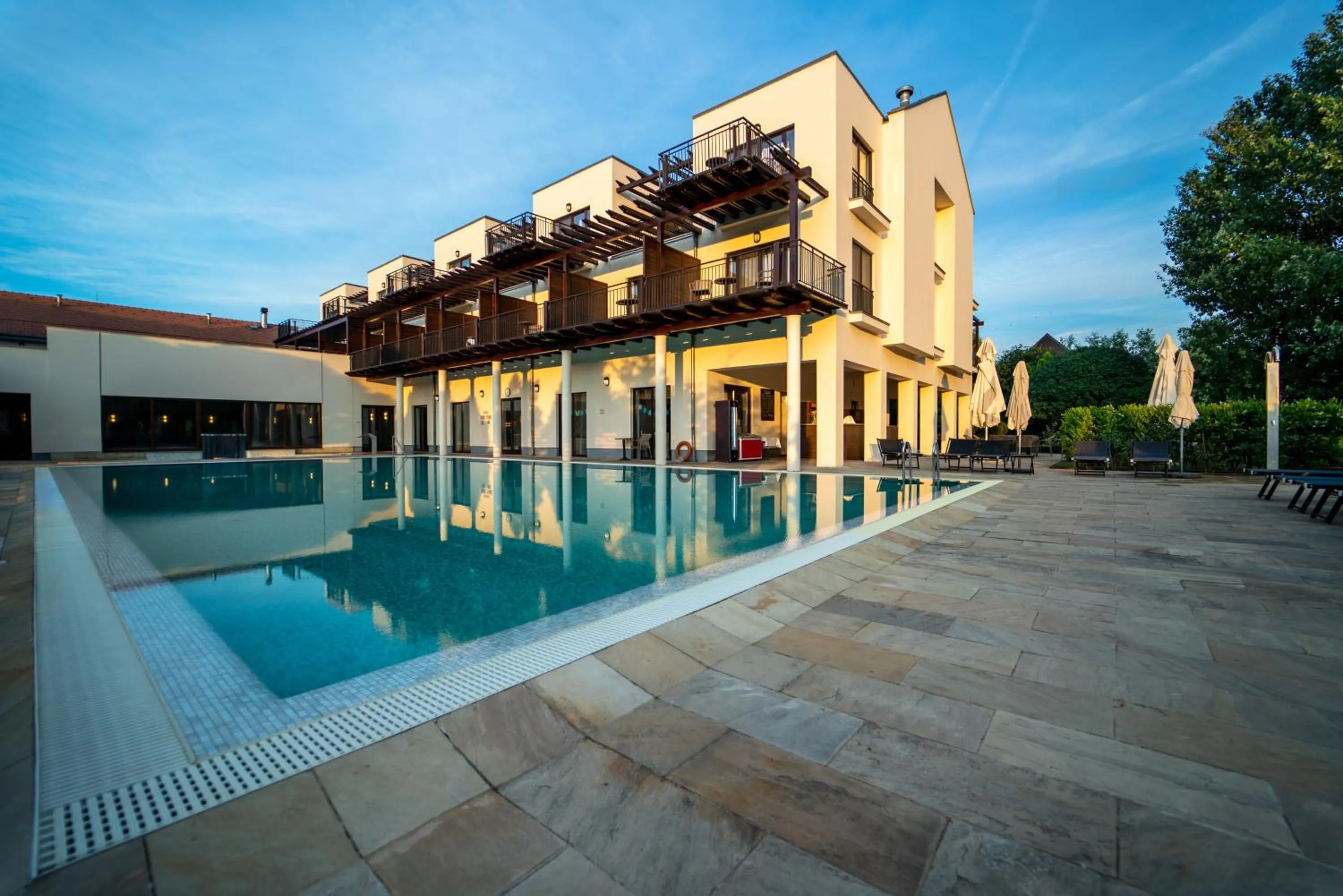 Property building in Tisza Balneum Hotel