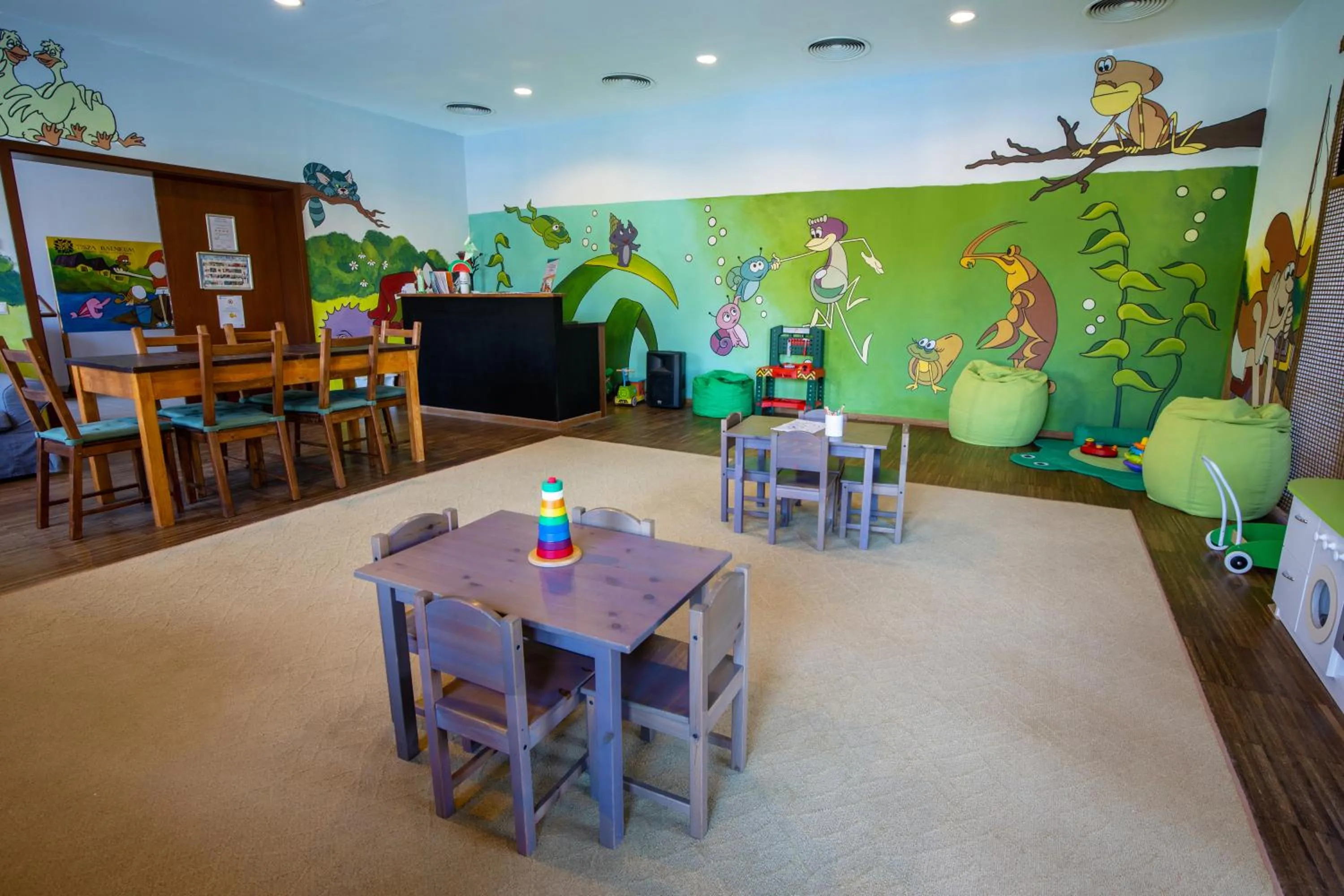 children in Tisza Balneum Hotel