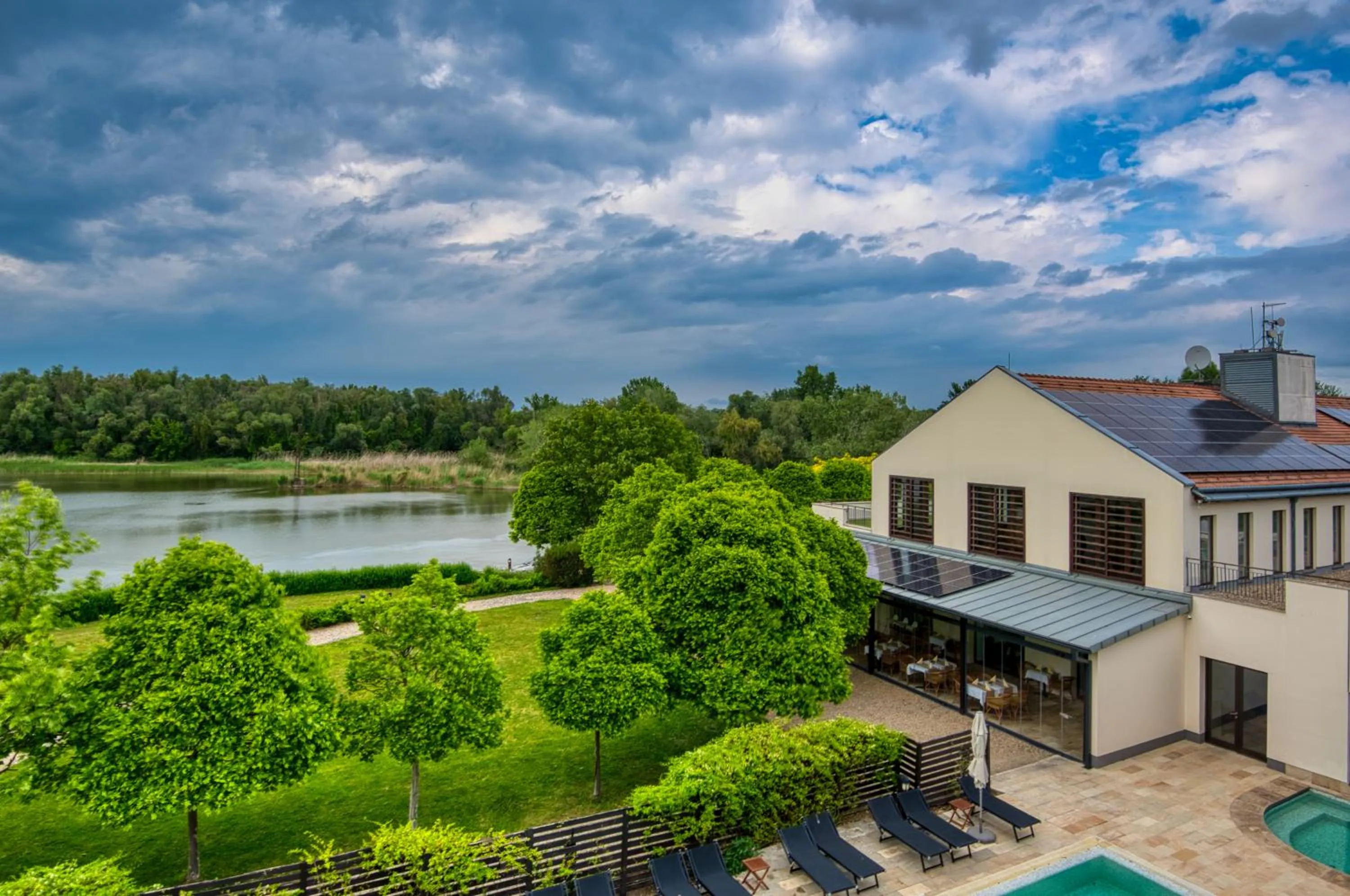 Property building in Tisza Balneum Hotel