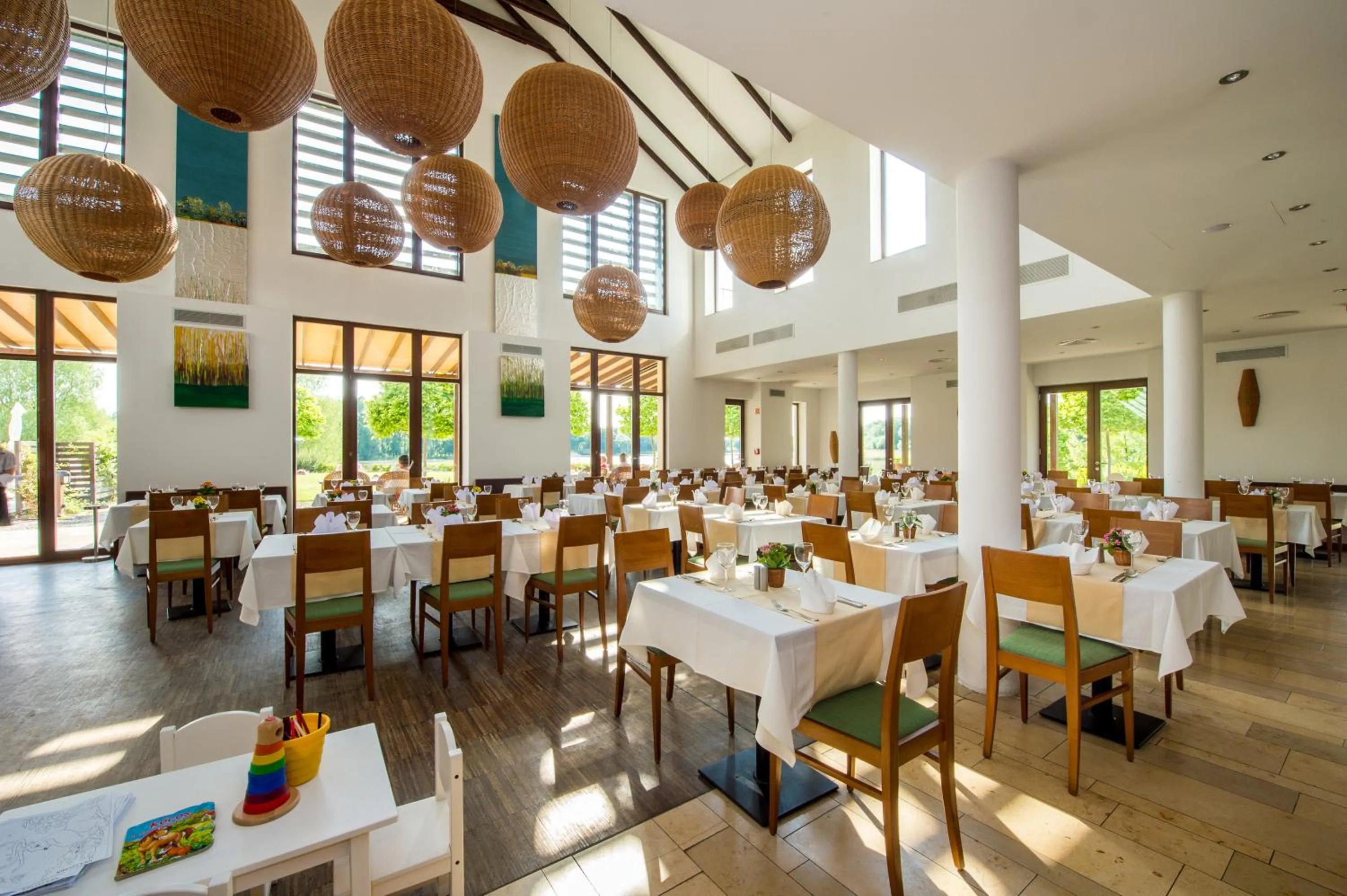 Restaurant/places to eat in Tisza Balneum Hotel