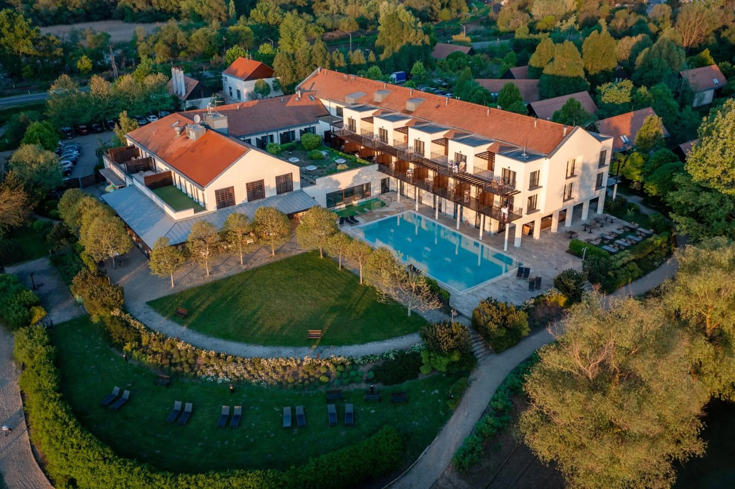 Property building in Tisza Balneum Hotel