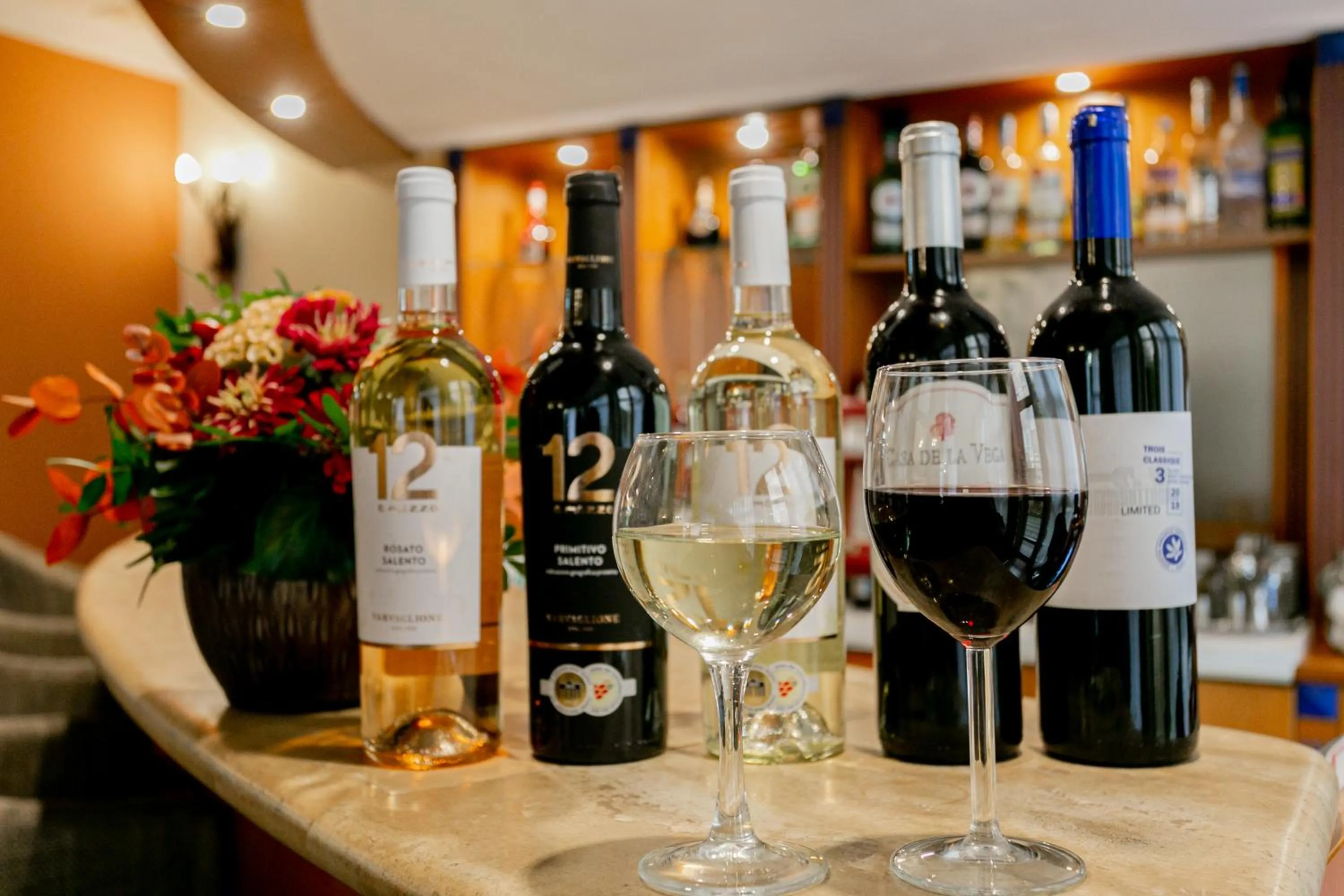 Lounge or bar in Hotel Mediterran