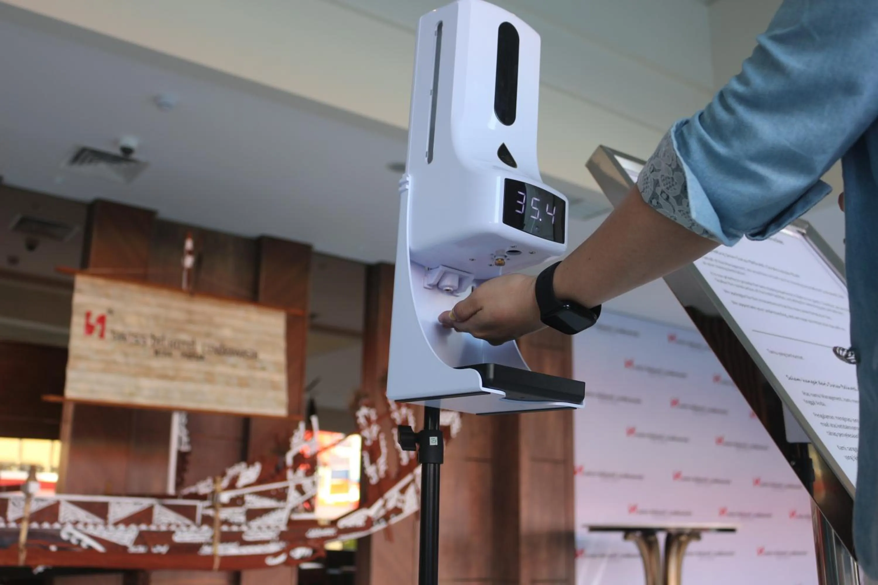 People in Swiss-Belhotel Cendrawasih, Biak