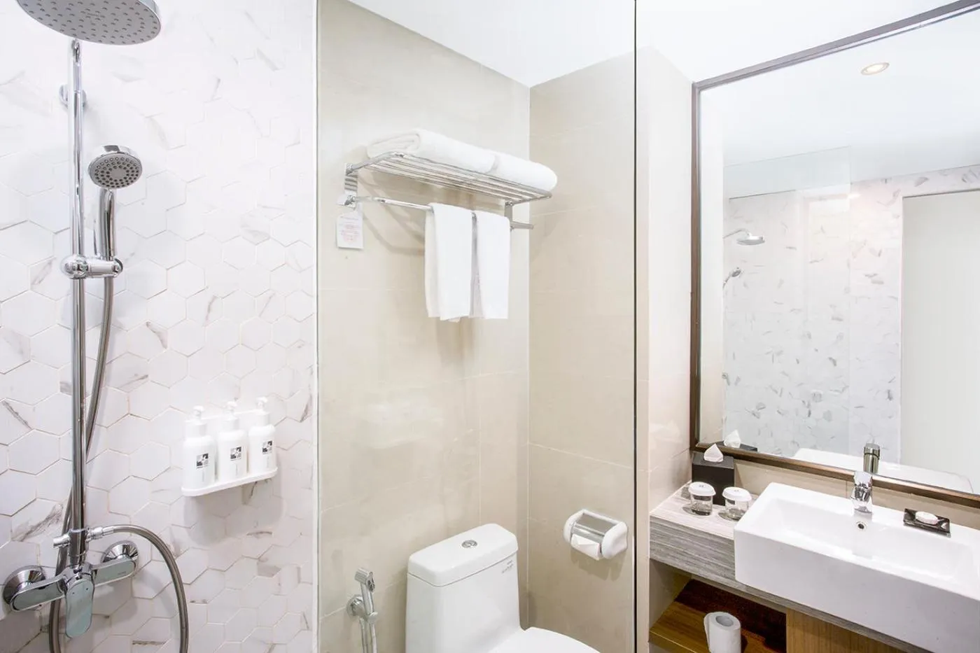 Bathroom in Swiss-Belhotel Cendrawasih, Biak