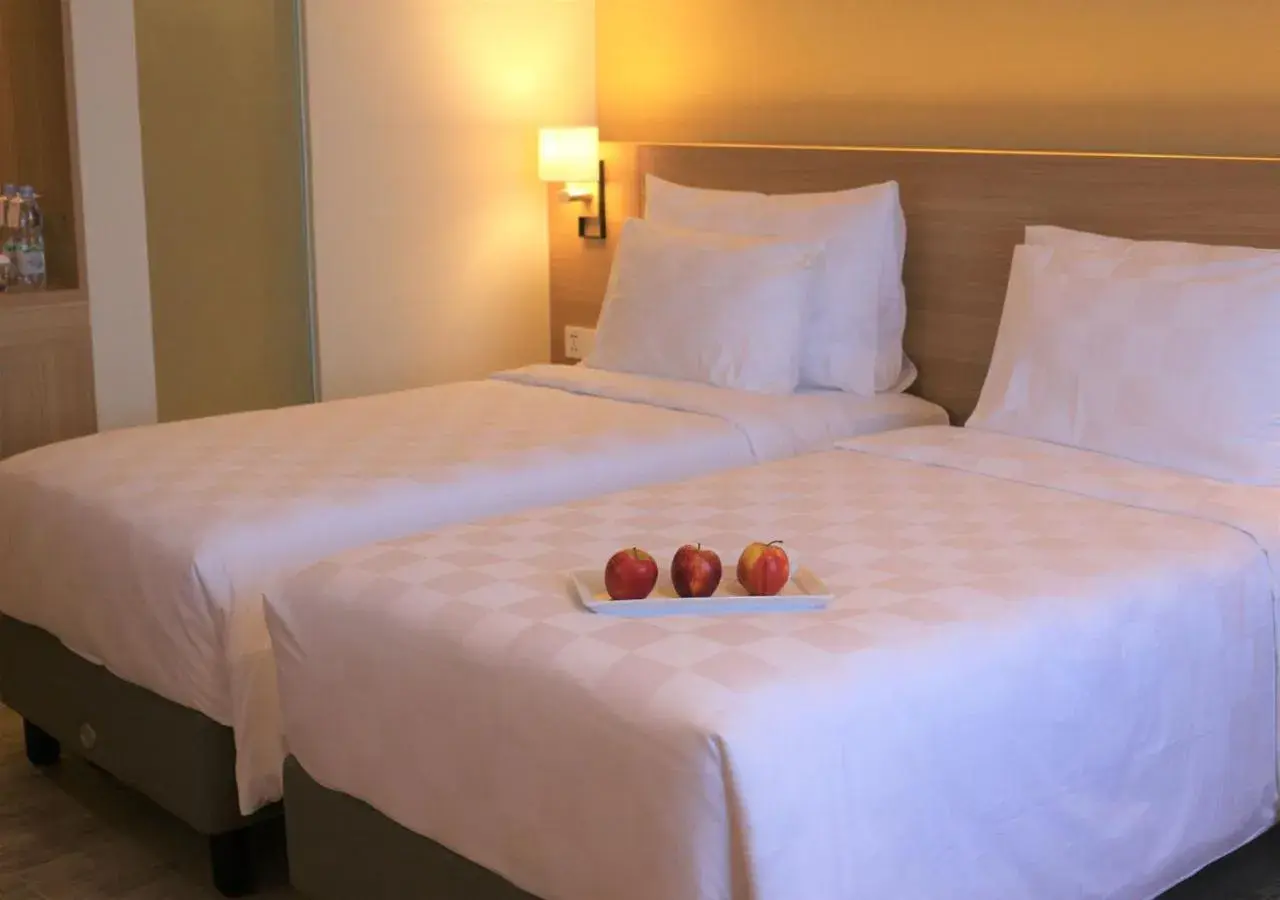 Deluxe Twin Room in Swiss-Belhotel Cendrawasih, Biak Deluxe Twin Room in Swiss-Belhotel Cendrawasih, Biak