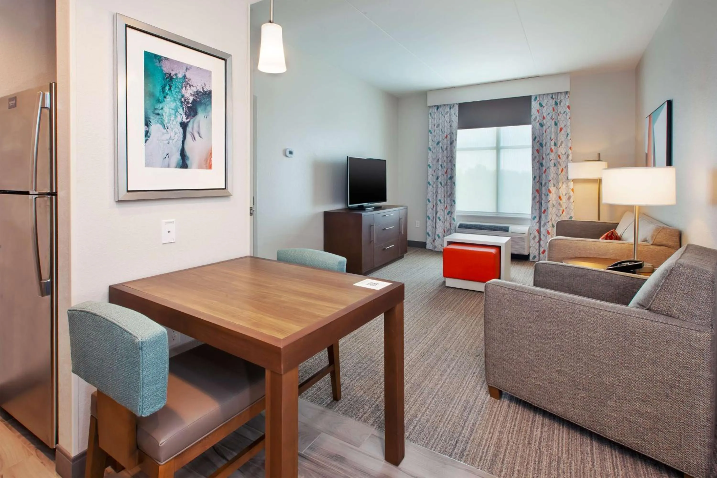 Living room in Homewood Suites By Hilton Columbus Easton, Oh
