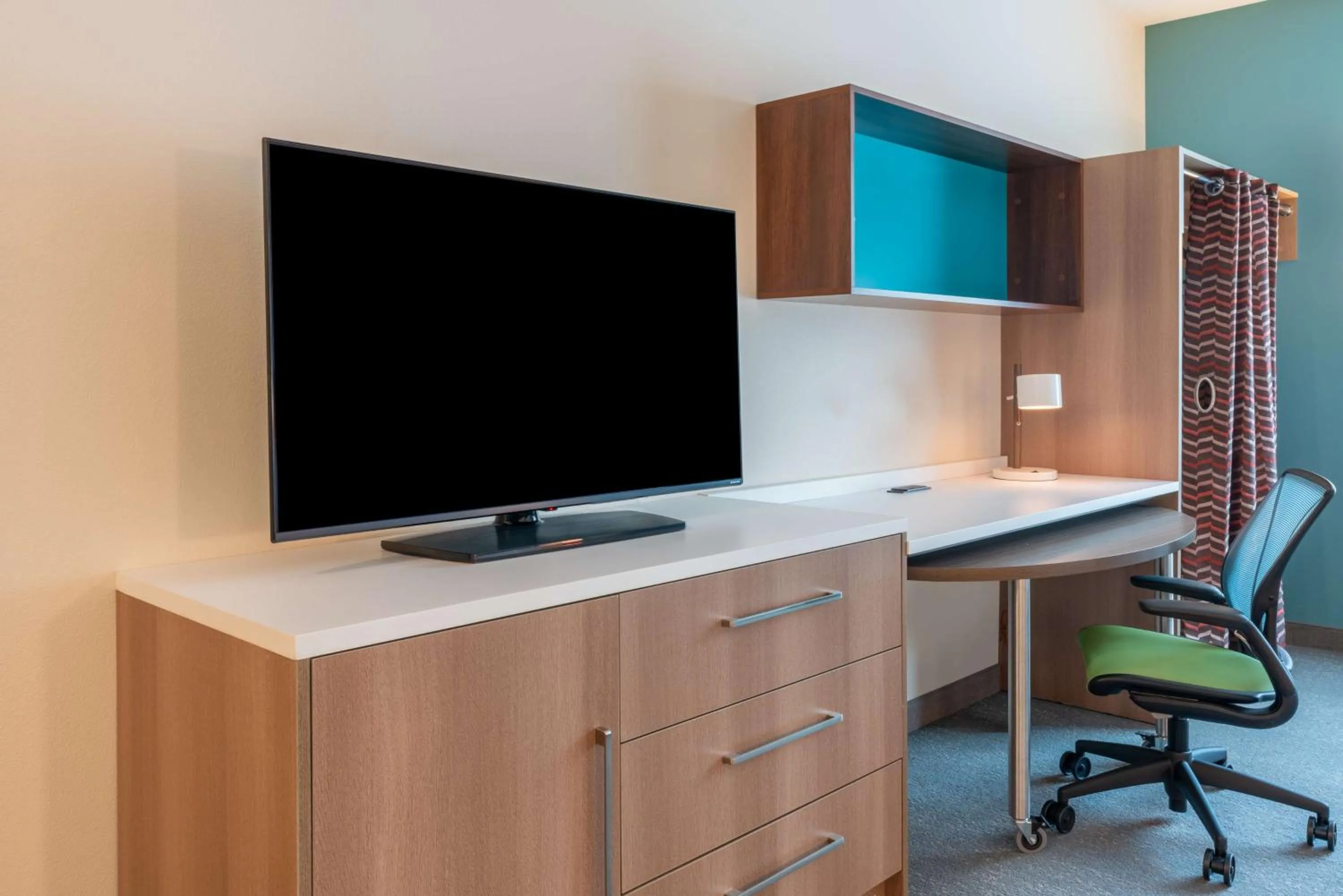 Bedroom in Home2 Suites By Hilton Pocatello, Id