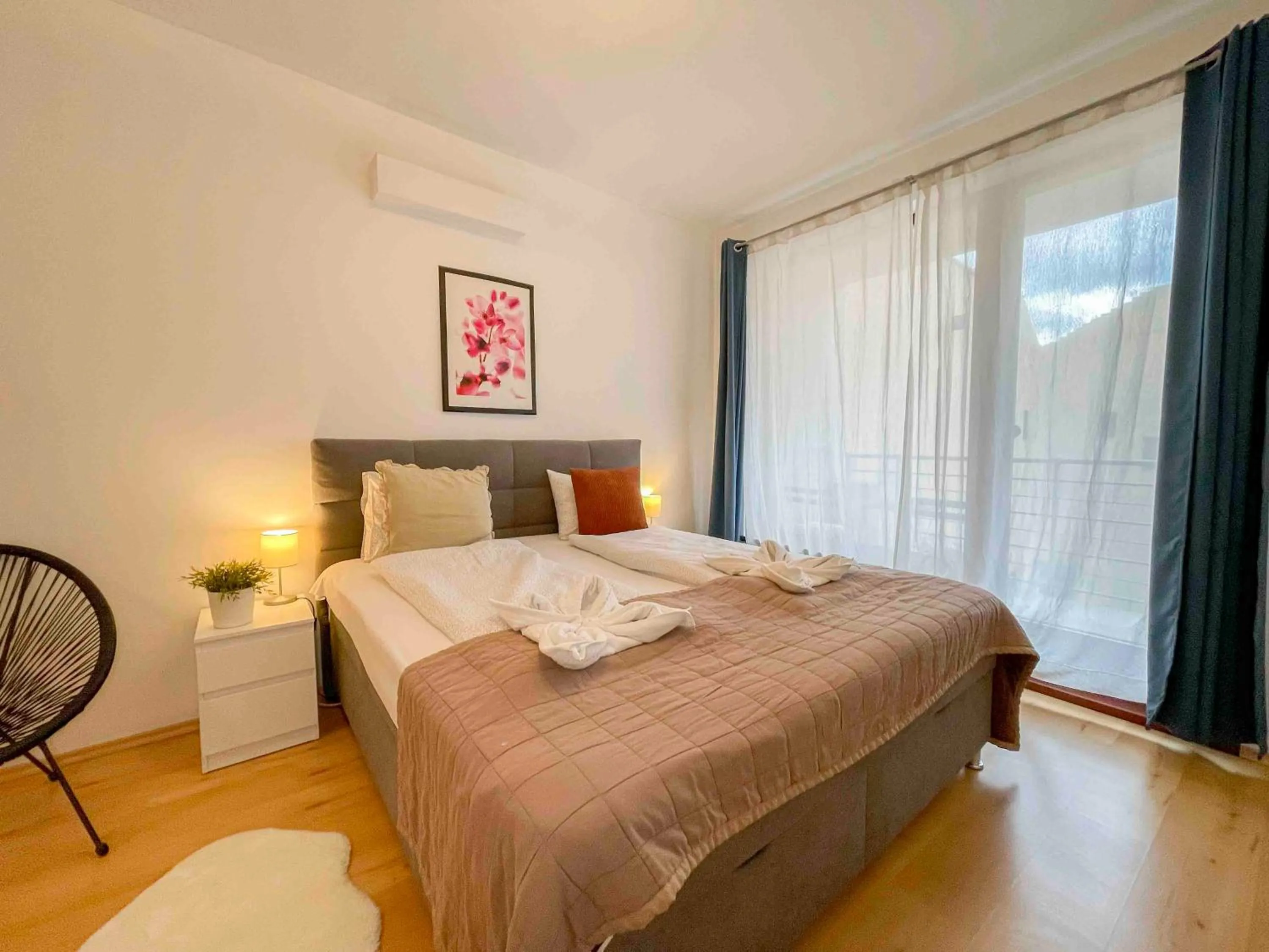 Bed in Opera Residence