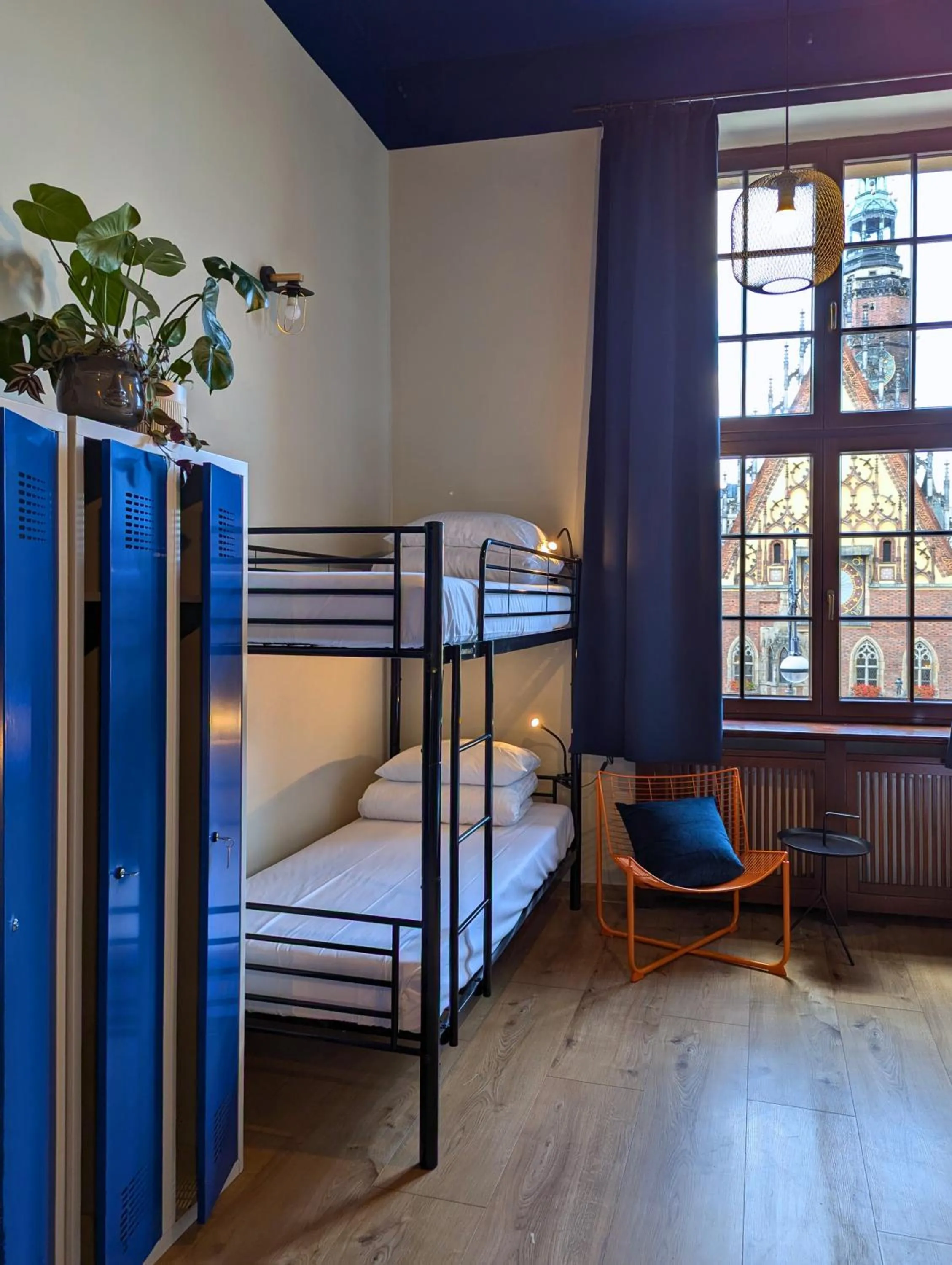 View (from property/room), Bed in RYNEK 30 Hostel