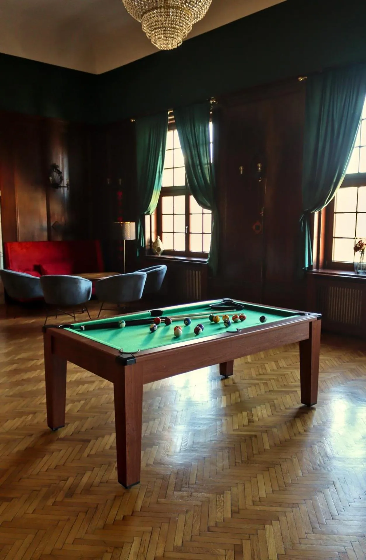Billiard in RYNEK 30 Hostel