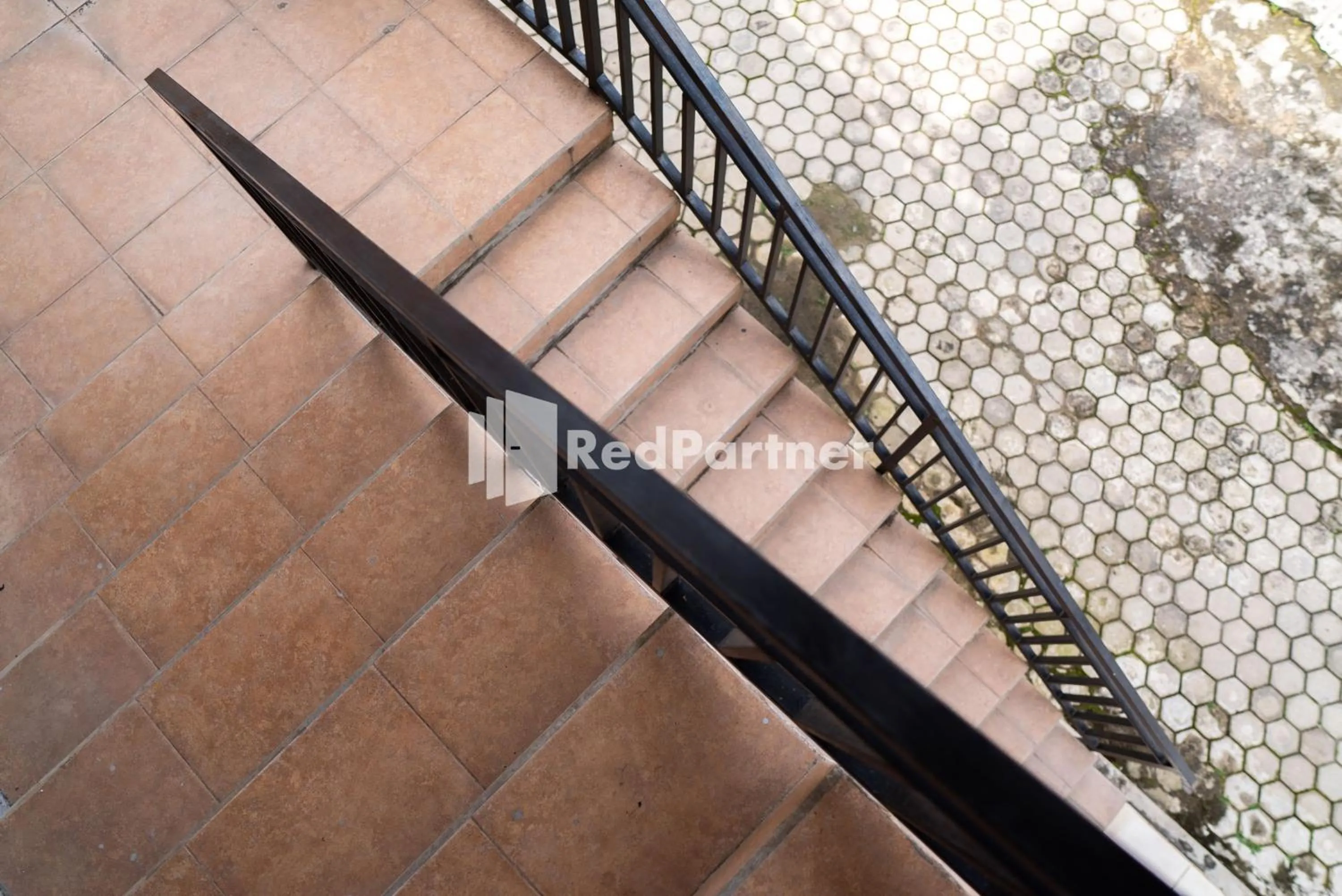 Property building in Wisma Citra Metro Mitra RedDoorz