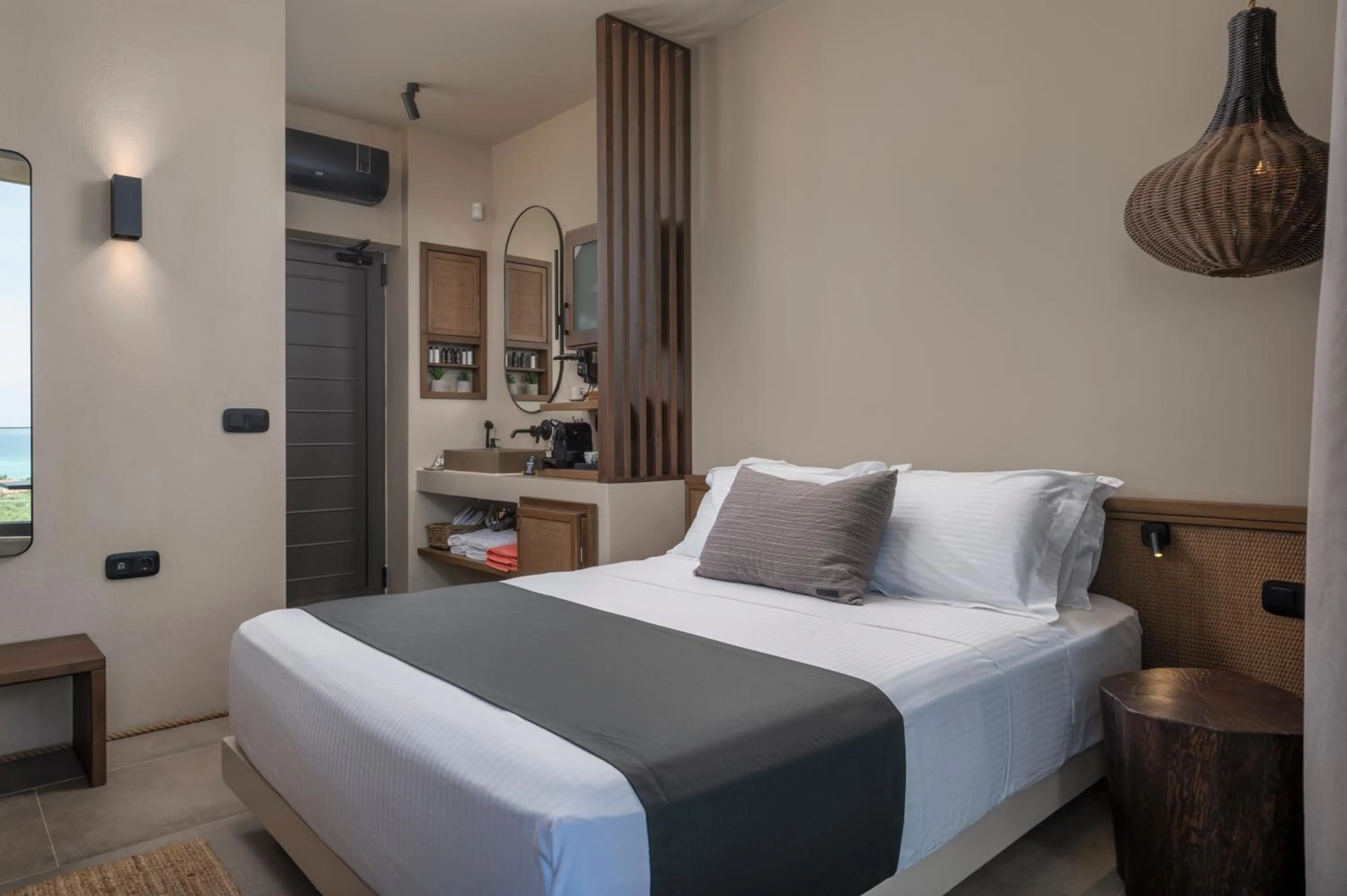 Bed in Anmian Suites